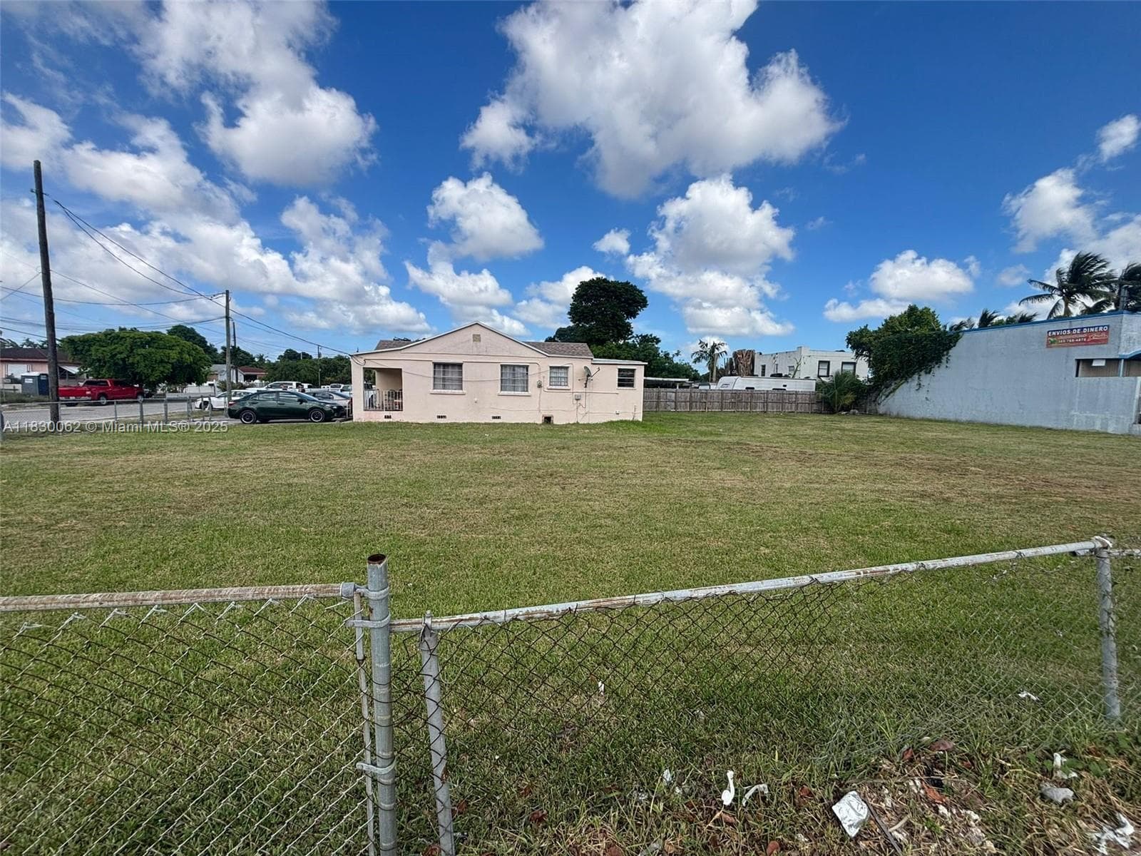 3186 NW 33rd St, Miami, FL 33142 — zdjęcie 2