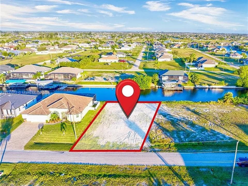 415 NW 35th Pl #20, Cape Coral, FL 33993 — zdjęcie 2