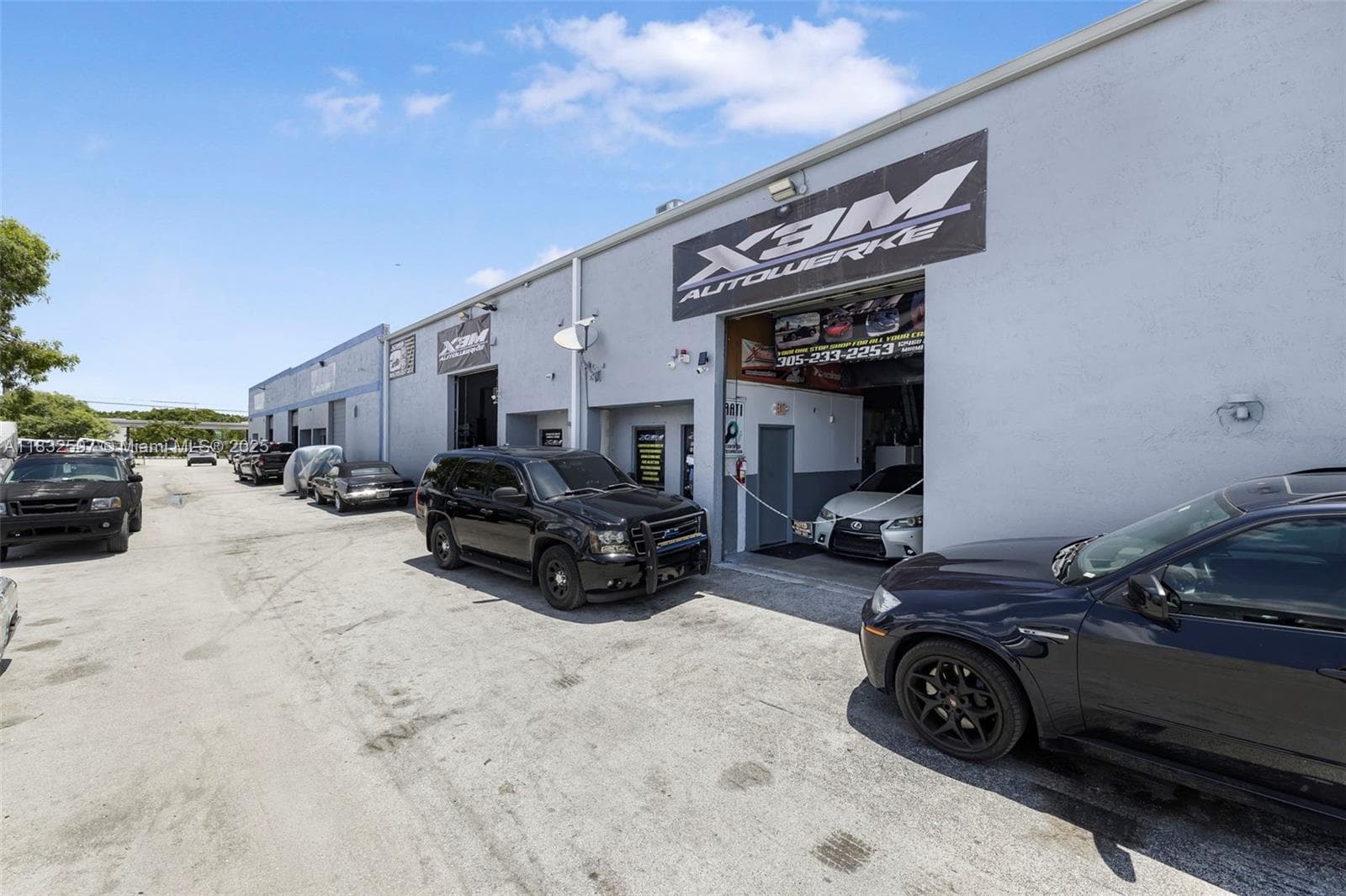 Mechanic Shop For Sale Near Tamiami Airport, Kendall, FL 33186 — zdjęcie 3