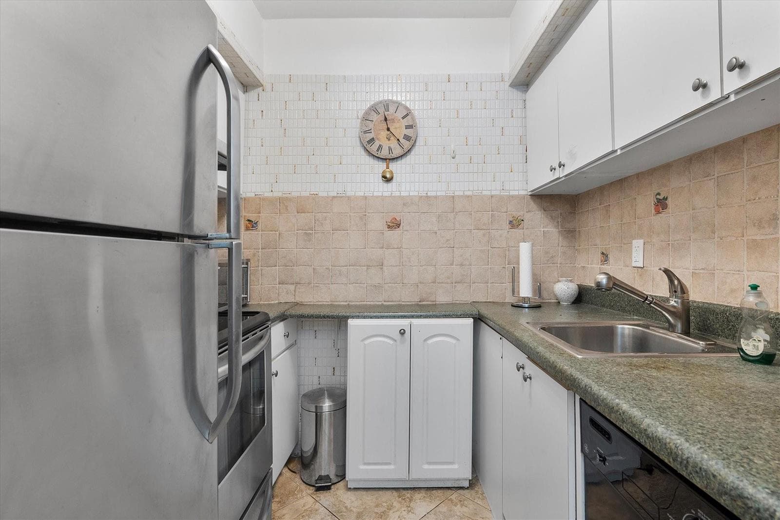 500 Layne Boulevard # 18, Hallandale Beach, FL 33009 — zdjęcie 5