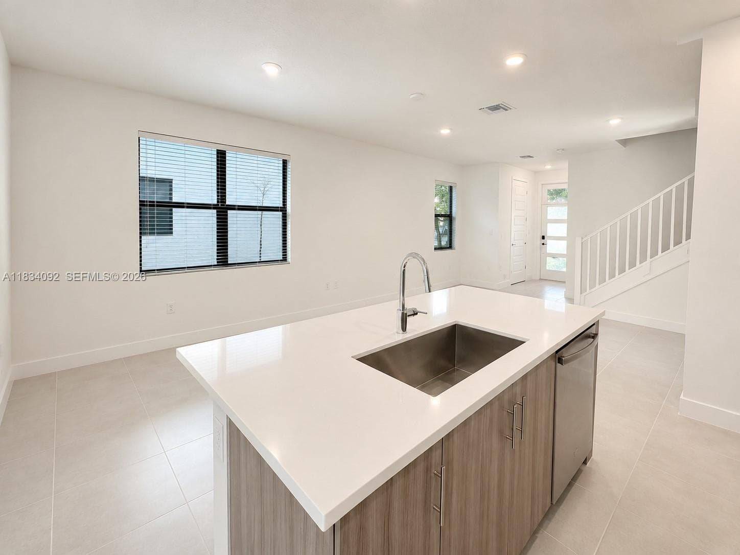 15842 NW 91 Ct # 15842, Miami Lakes, FL 33018 — zdjęcie 2