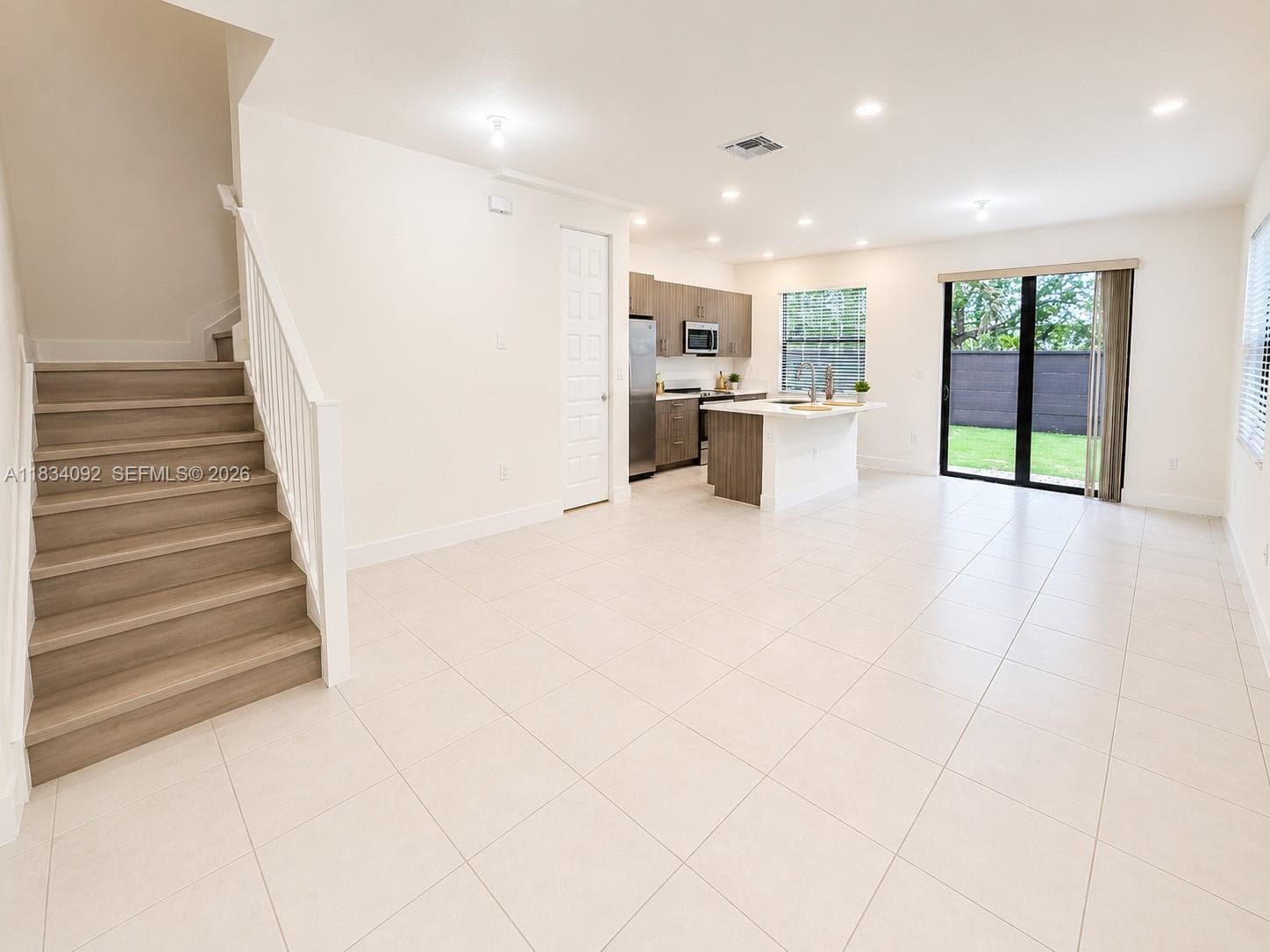 15842 NW 91 Ct # 15842, Miami Lakes, FL 33018 — zdjęcie 5