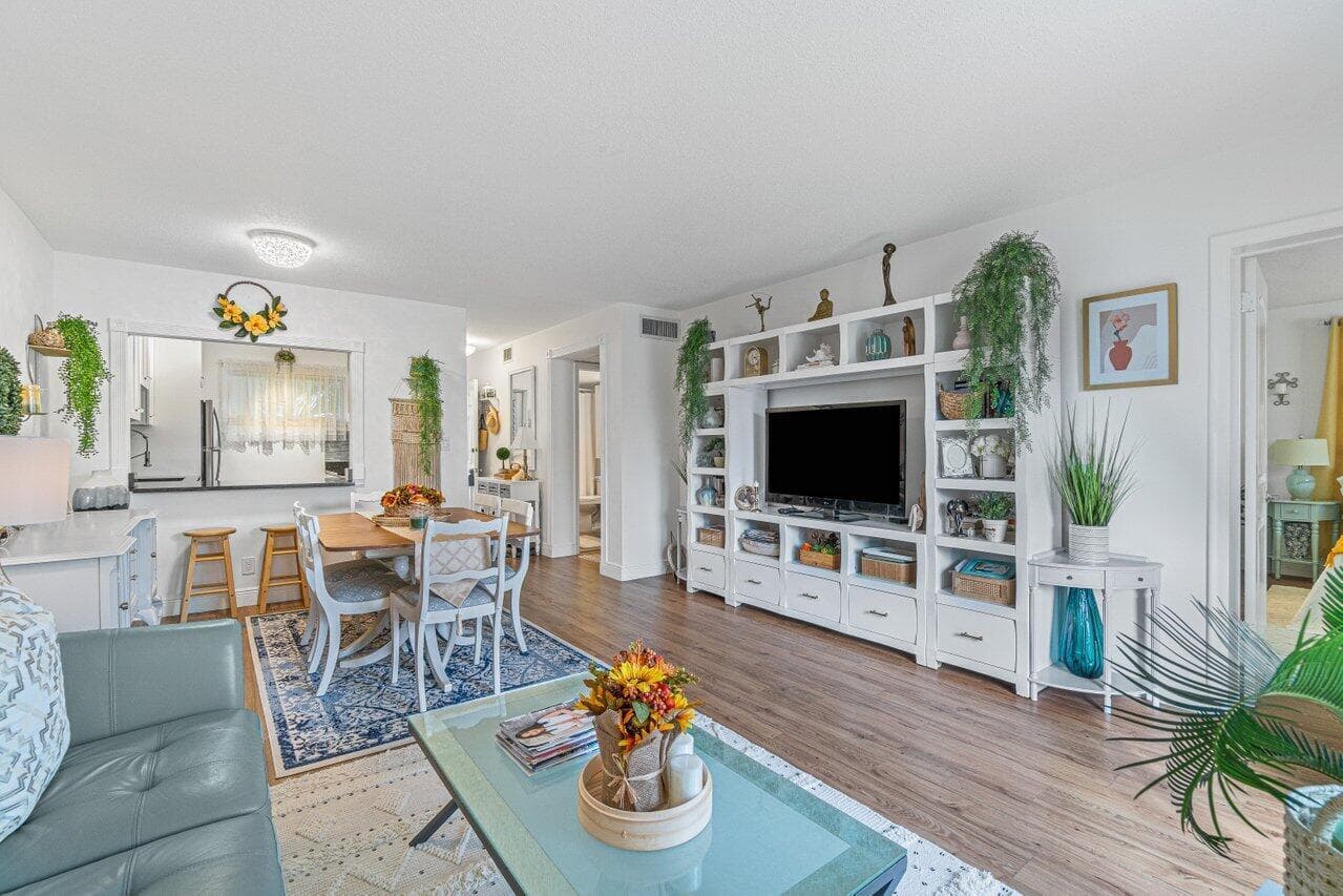 2855 S Garden Drive # 211, Lake Worth, FL 33461 — zdjęcie 2
