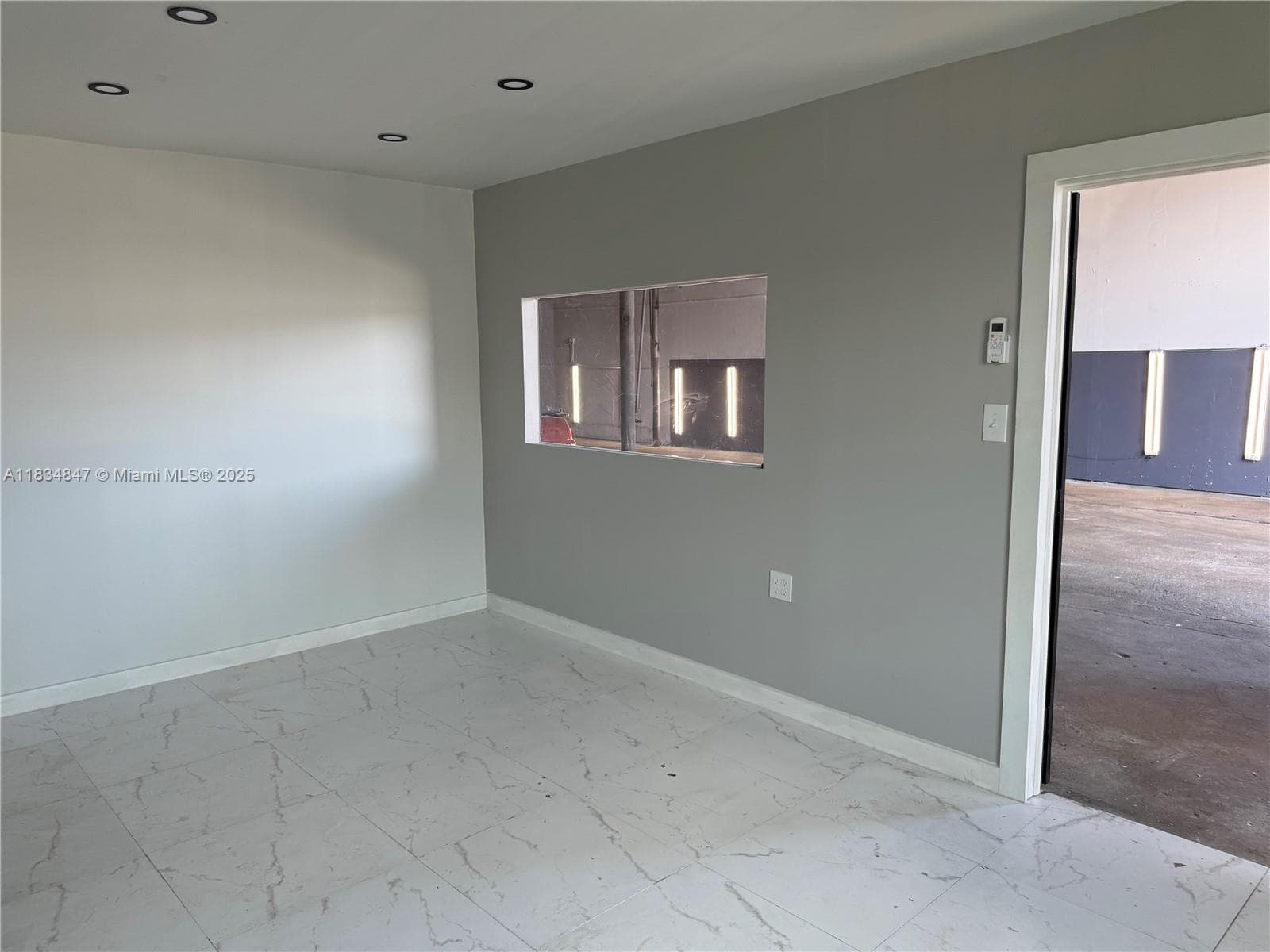 3771 NW 51st St # 3771-B, Hialeah, FL 33142 — zdjęcie 4