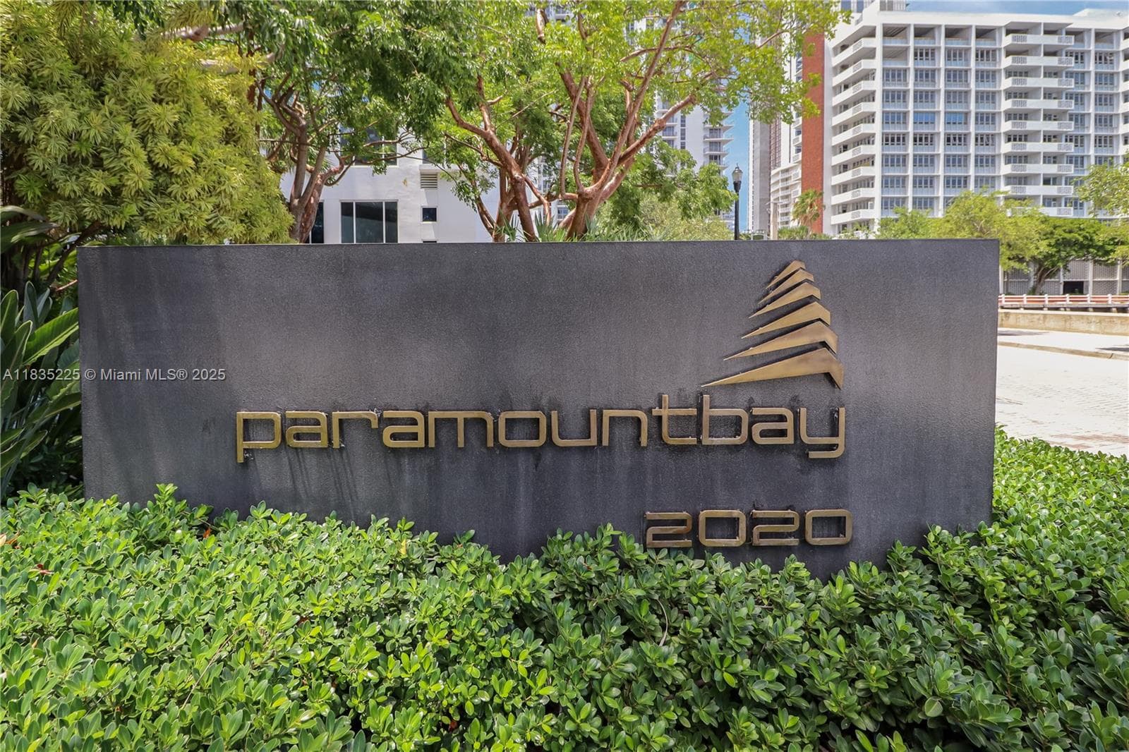 2020 N Bayshore Dr # 2801, Miami, FL 33137 — zdjęcie 3