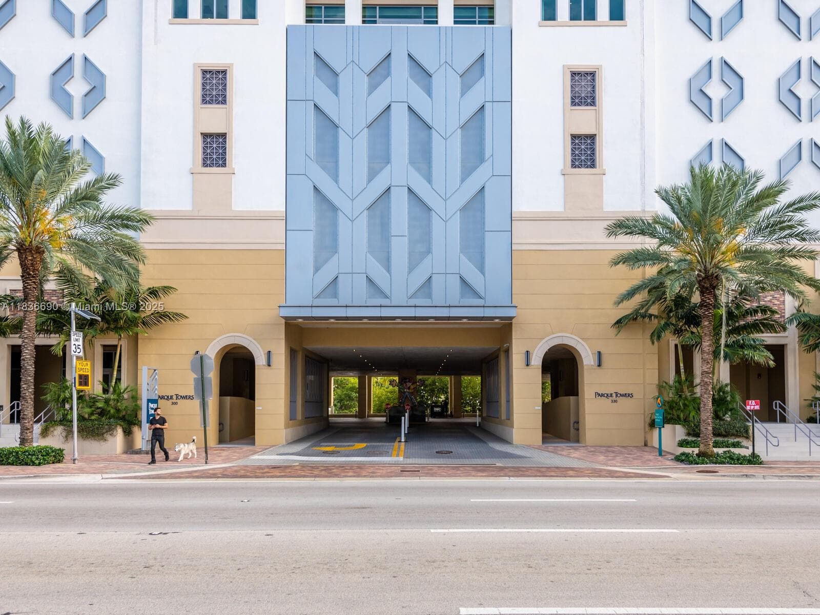 300 Sunny Isles Blvd # 5-1605, Sunny Isles Beach, FL 33160 — zdjęcie 2