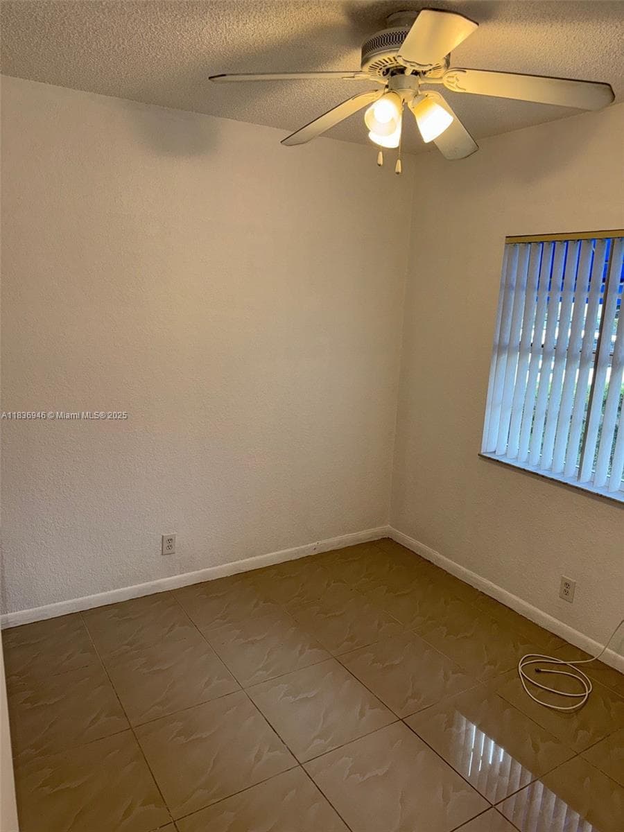 5201 SW 31st Ave # 112, Dania Beach, FL 33312 — zdjęcie 3