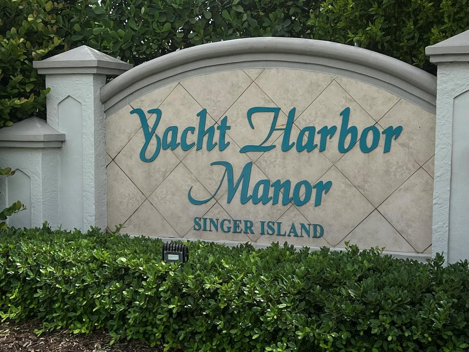 1260 Manor Drive, Riviera Beach, FL 33404 — zdjęcie 2