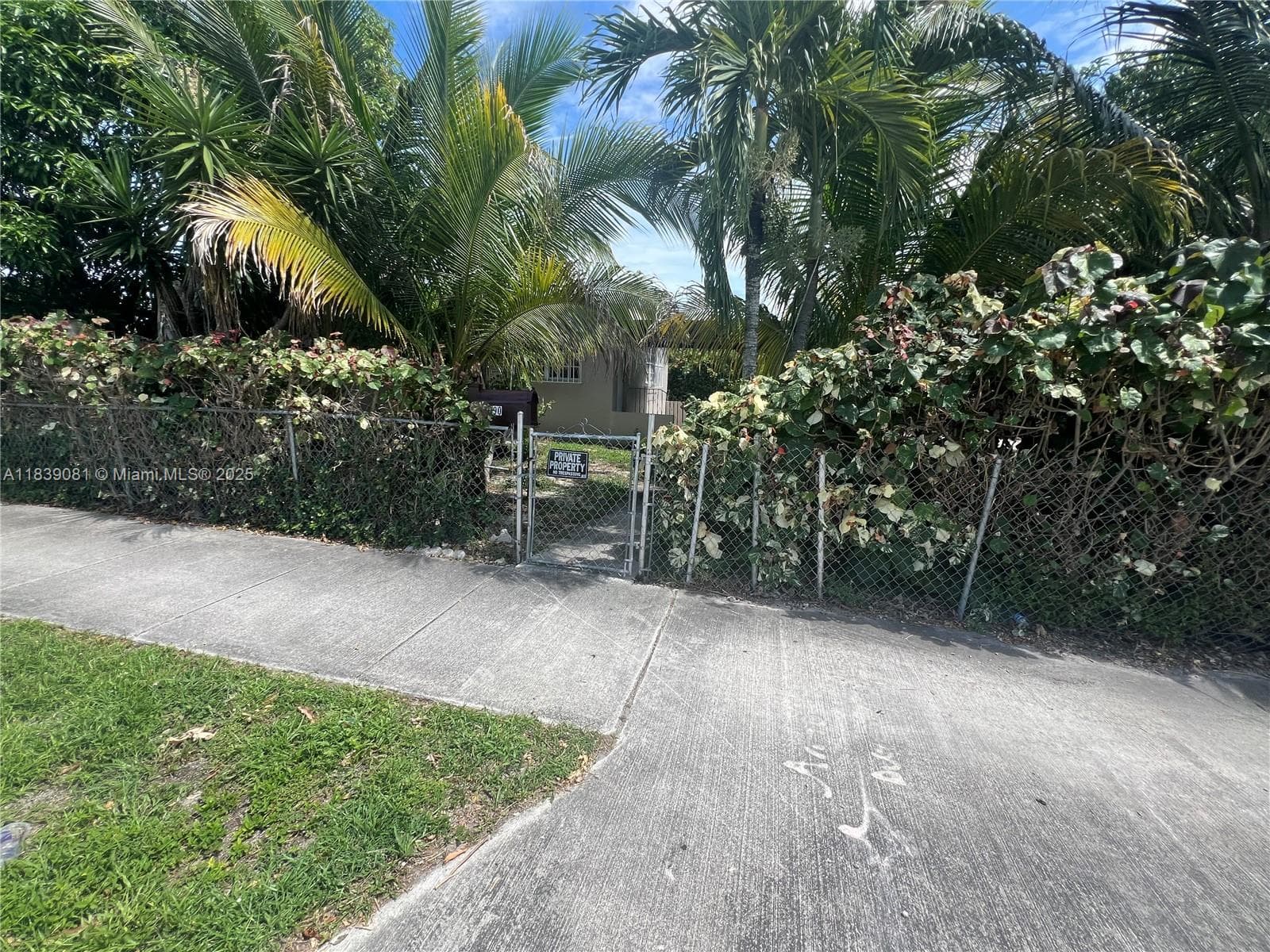 1190 NW 135th St, North Miami, FL 33168 — zdjęcie 5