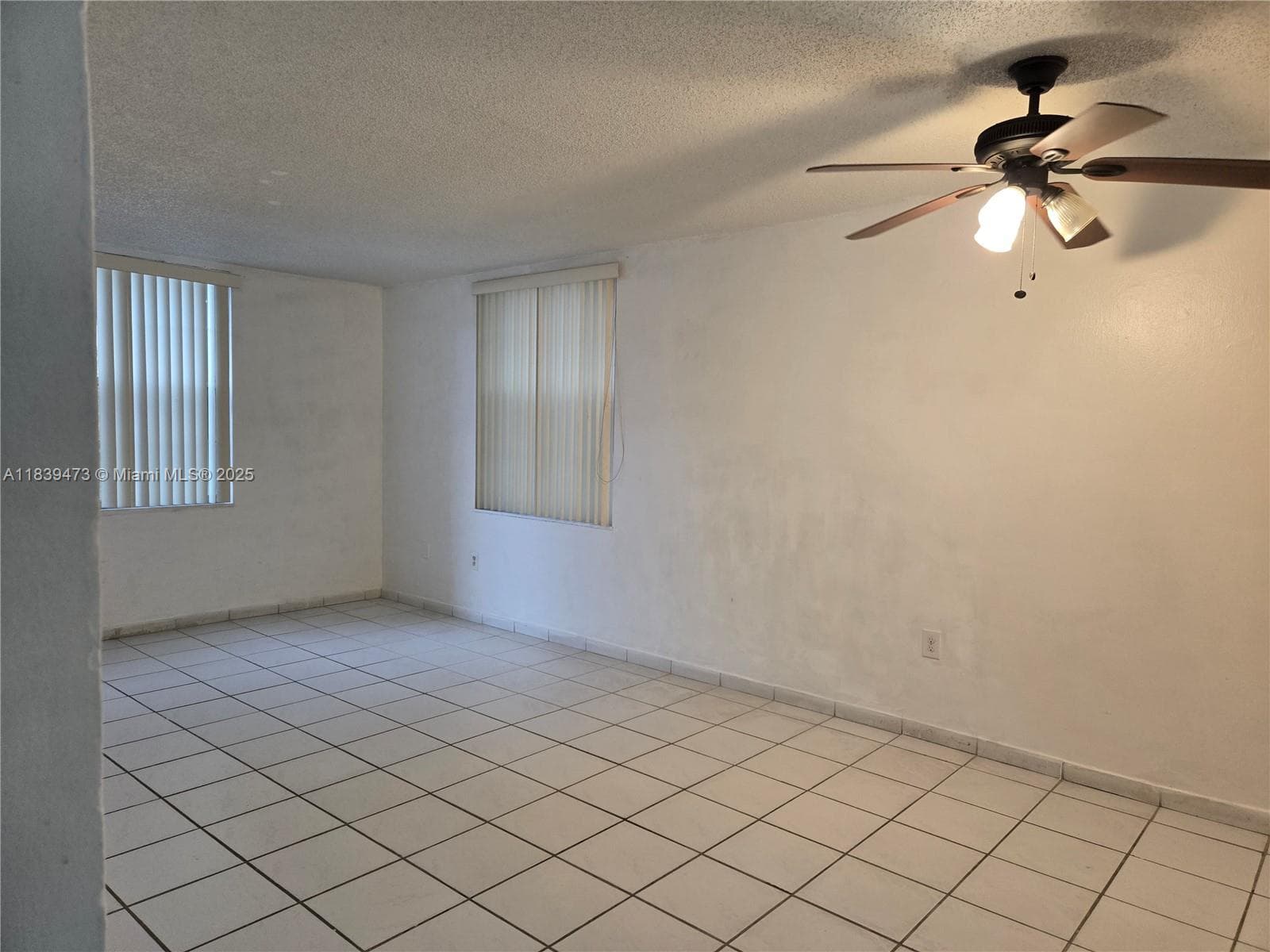 5755 W 20 Ave # 206, Hialeah, FL 33012 — zdjęcie 3