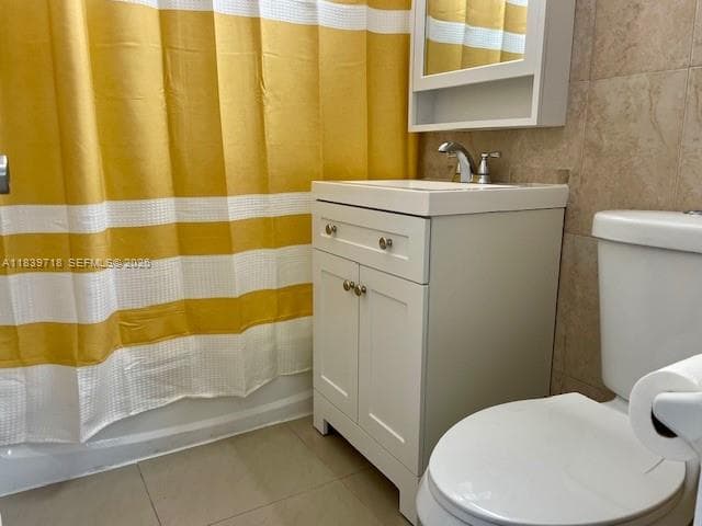 330 W 40th Pl, Hialeah, FL 33012 — zdjęcie 3