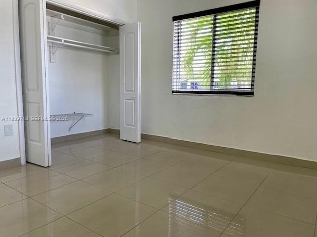 330 W 40th Pl, Hialeah, FL 33012 — zdjęcie 4