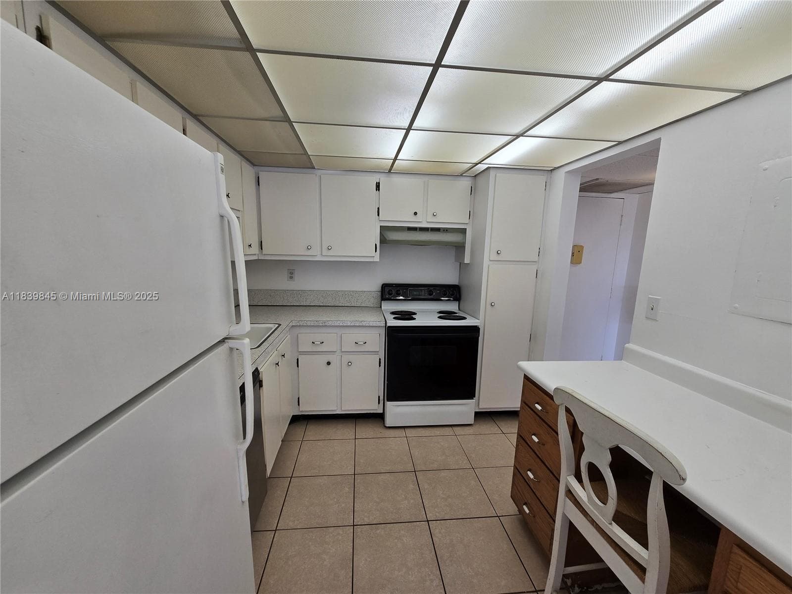 2731 Taft St # 102, Hollywood, FL 33020 — zdjęcie 2
