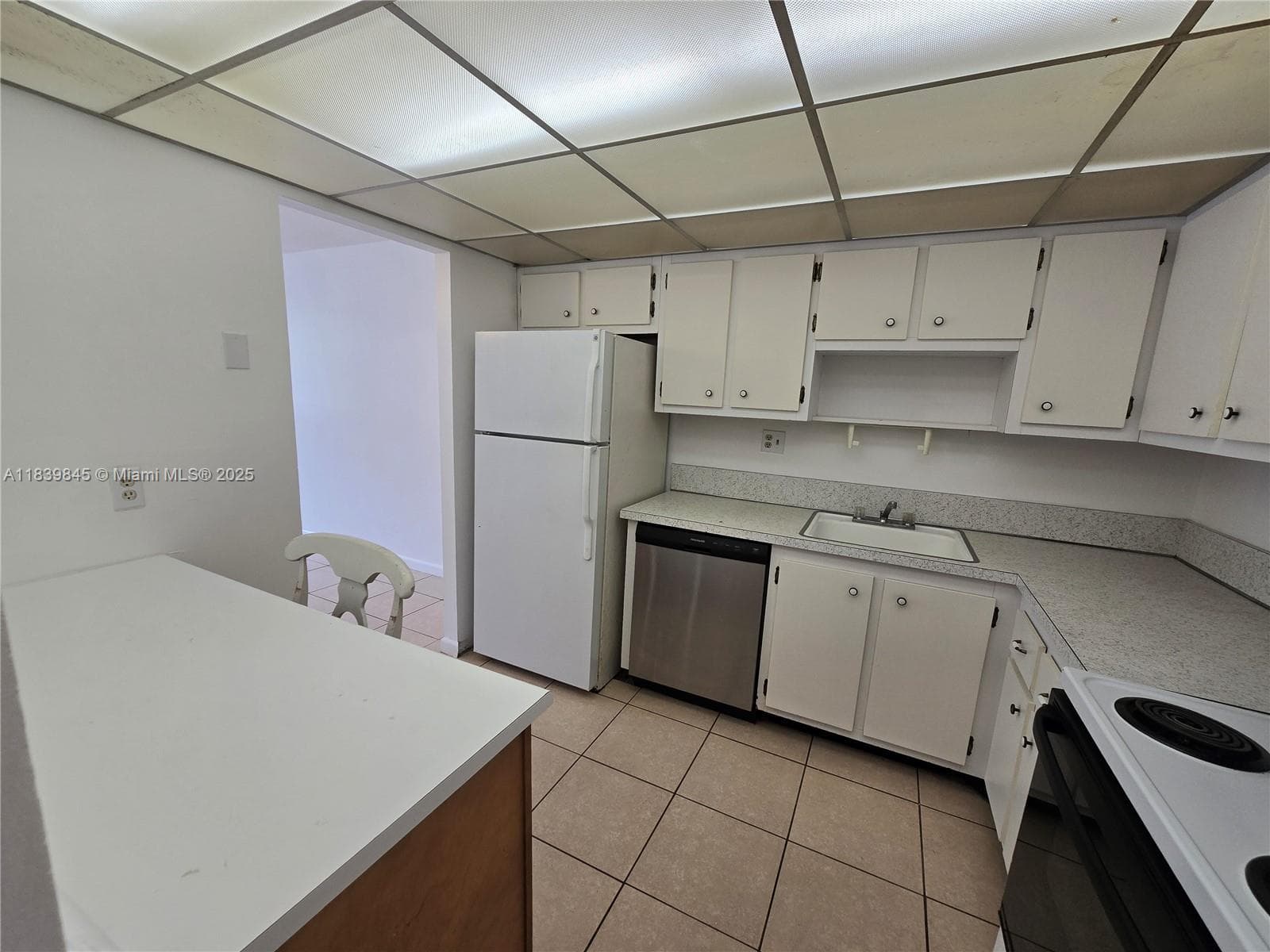 2731 Taft St # 102, Hollywood, FL 33020 — zdjęcie 3
