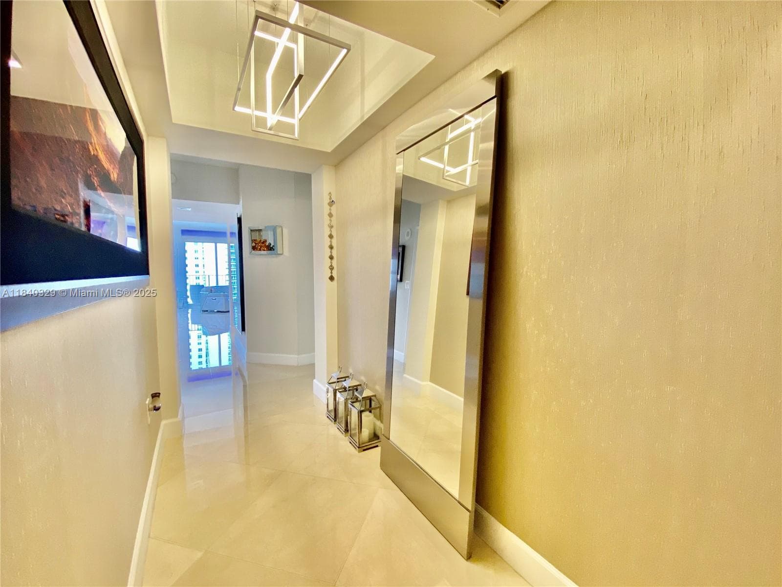 19900 E Country Club Dr # 1220, Aventura, FL 33180
