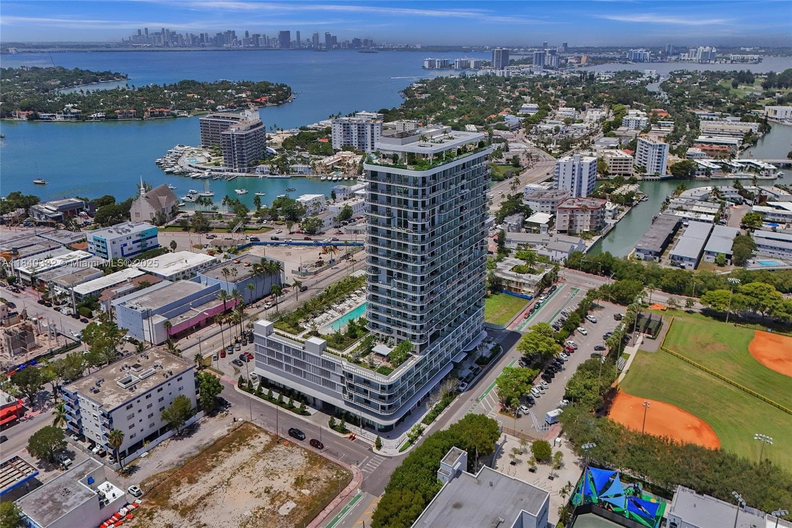 580 72nd St # 1208, Miami Beach, FL 33141 — zdjęcie 5