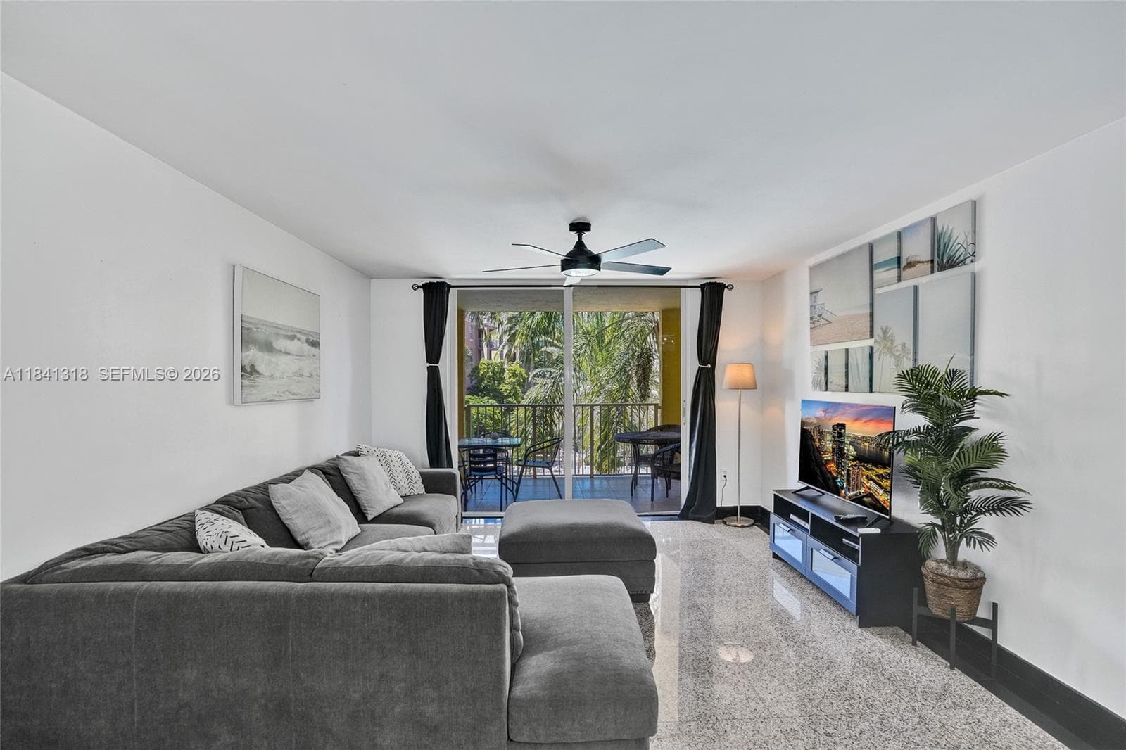 19701 E Country Club Dr # 5306, Aventura, FL 33180