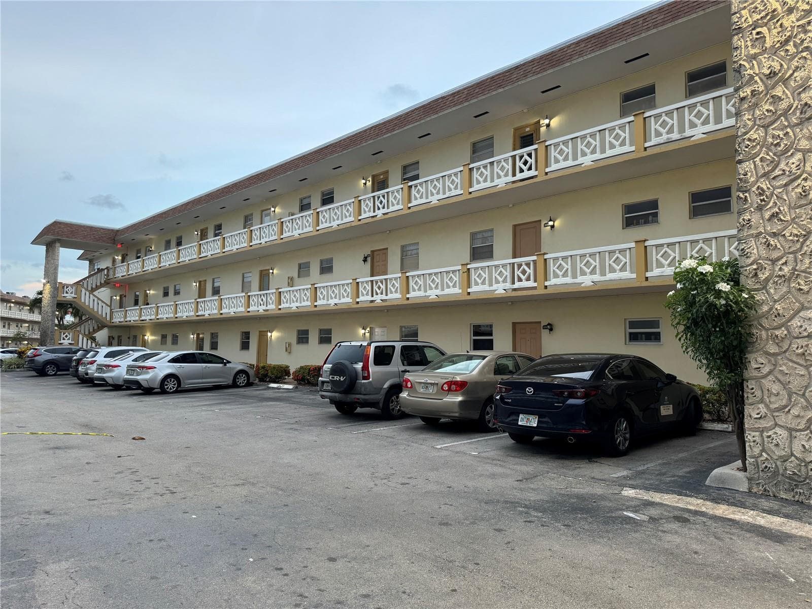 5111 W Oakland Park Boulevard # 307, Lauderdale Lakes, FL 33313 — zdjęcie 4