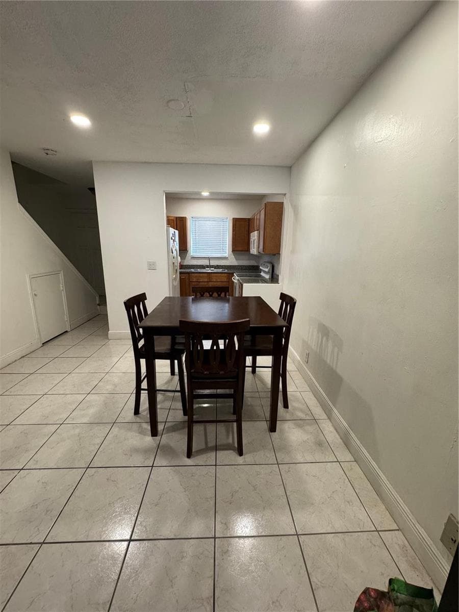 2452 Taylor Street # 204, Hollywood, FL 33020 — zdjęcie 5