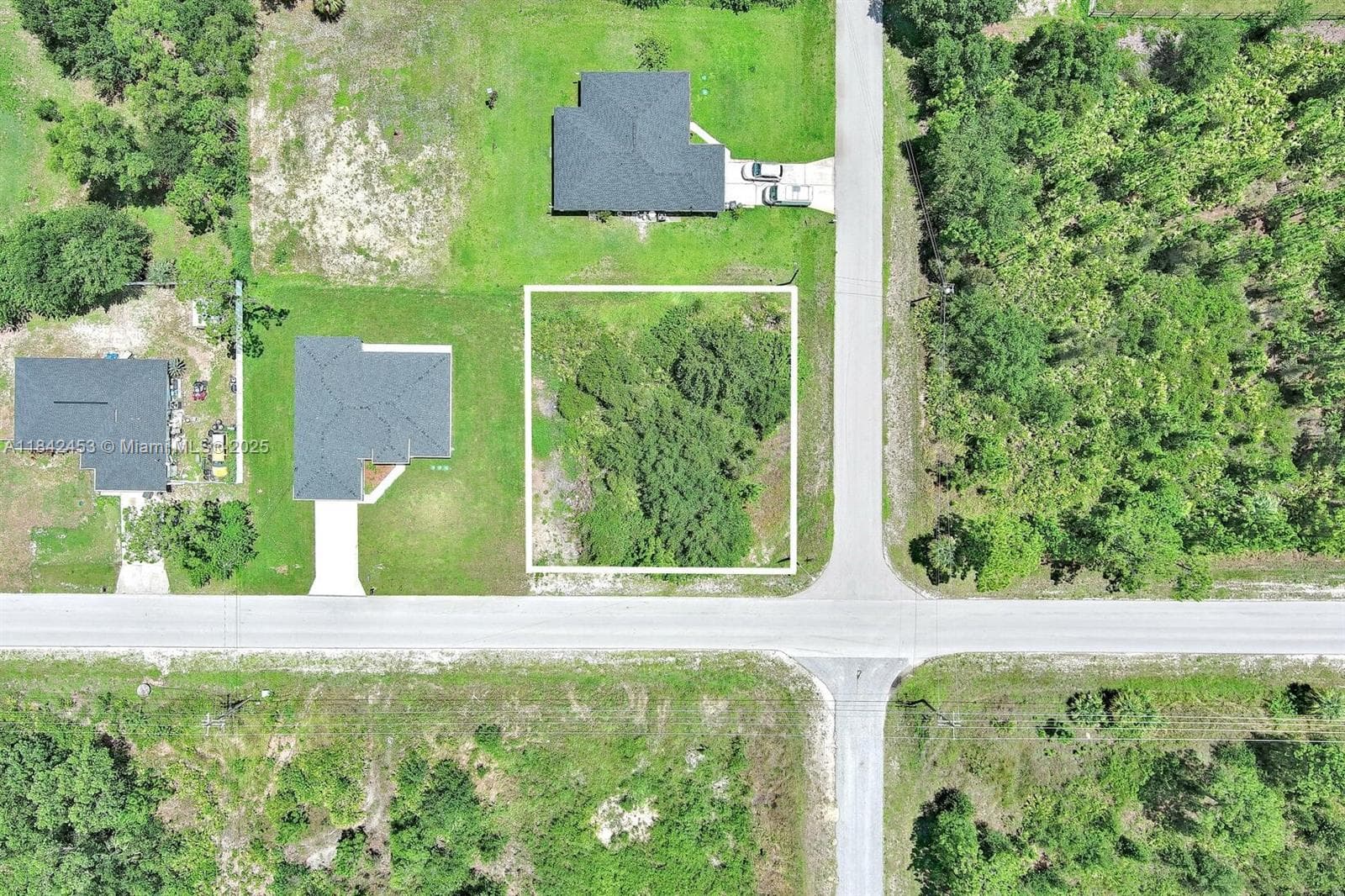 2500 E 10th St, Lehigh Acres, FL 33936 — zdjęcie 2