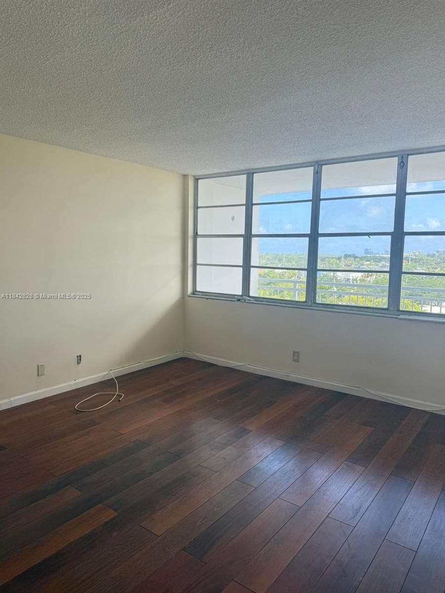 2025 NE 164th St # 818, North Miami Beach, FL 33162 — zdjęcie 5
