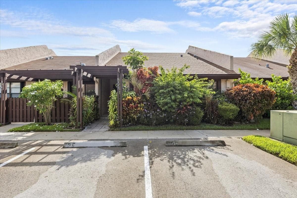 8337 NW 37th Place # 8337, Sunrise, FL 33351 — zdjęcie 2