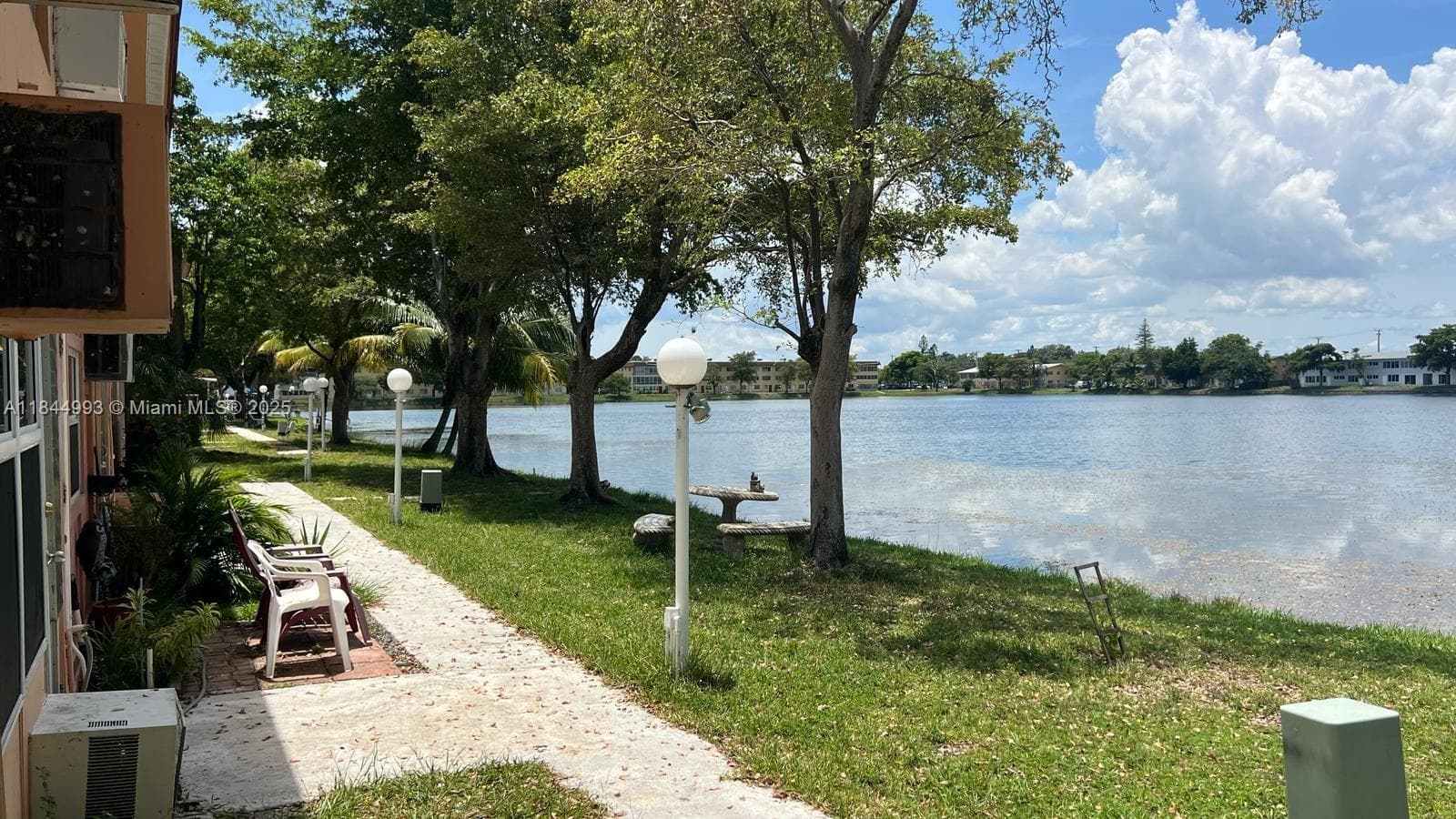 19080 NE 3rd Ct # 307, Miami, FL 33179
