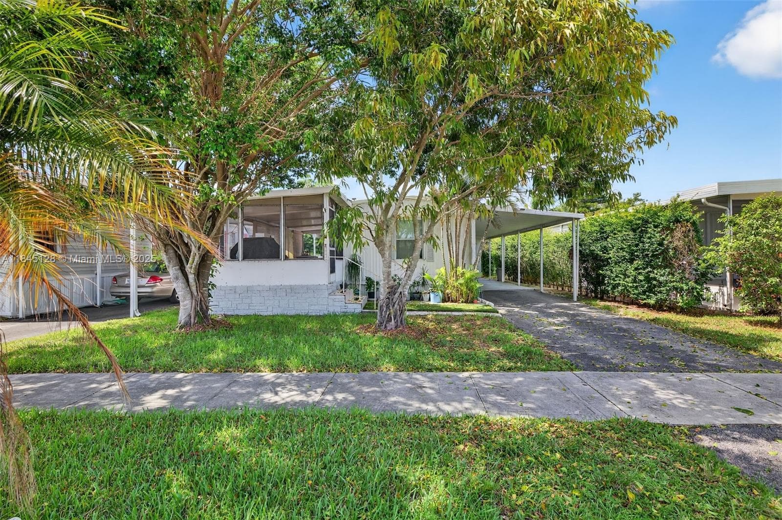 2430 SW 53rd St, Dania Beach, FL 33312 — zdjęcie 2