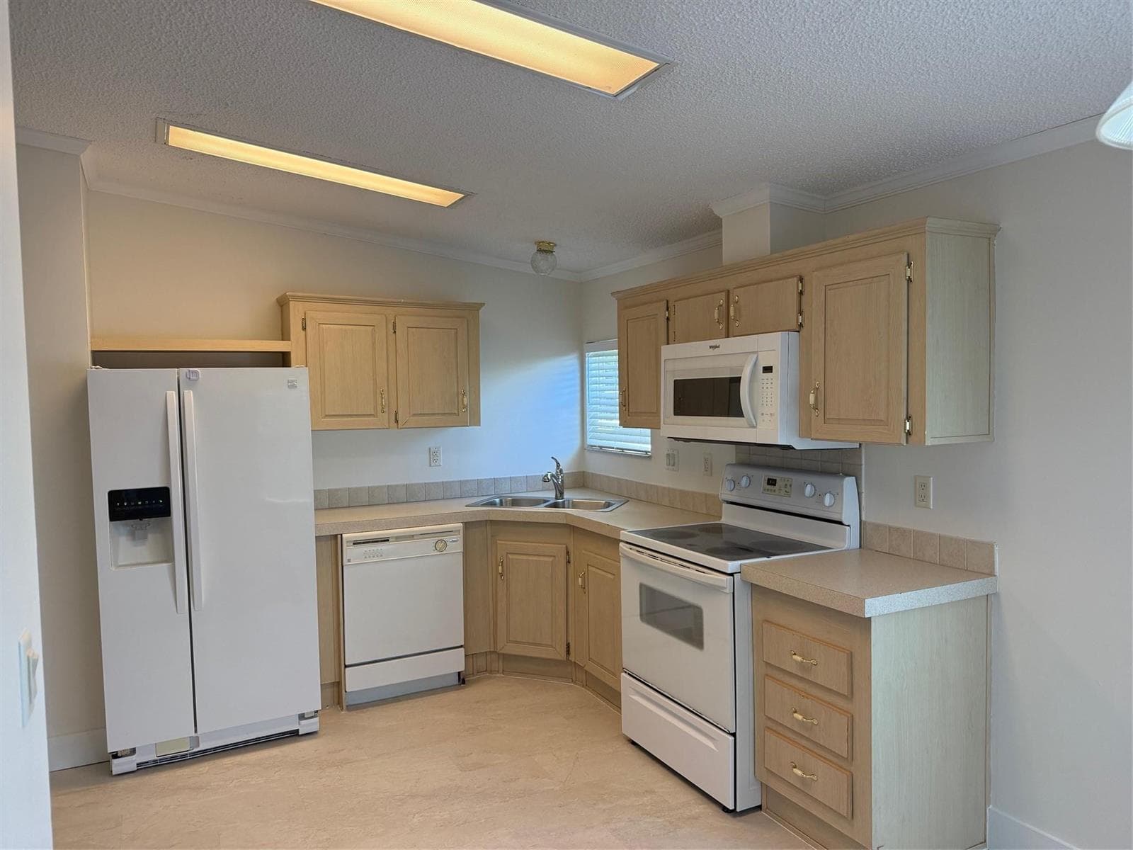 8648 SW 16th Place, Davie, FL 33324 — zdjęcie 2
