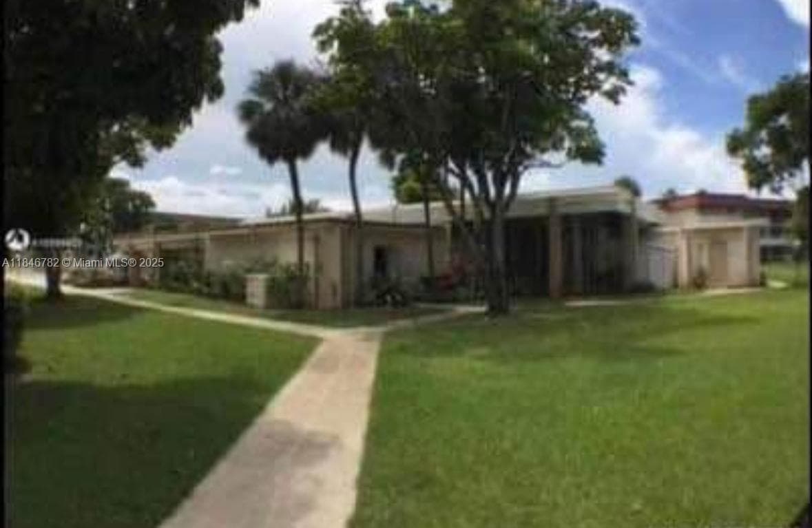 1530 NE 191st St # 145, Miami, FL 33179 — zdjęcie 4