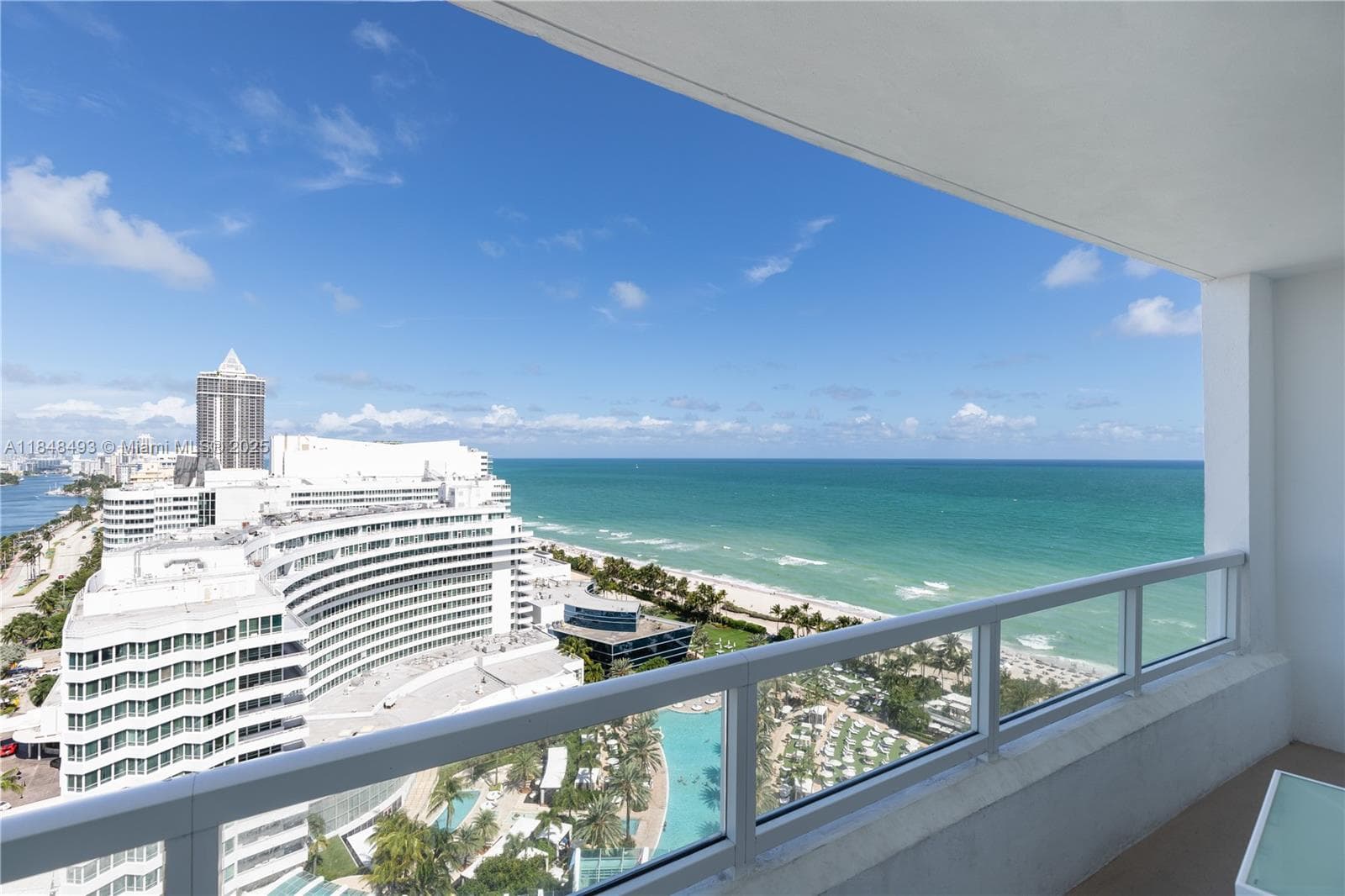 4391 Collins Ave # 1605, Miami Beach, FL 33140 — zdjęcie 3