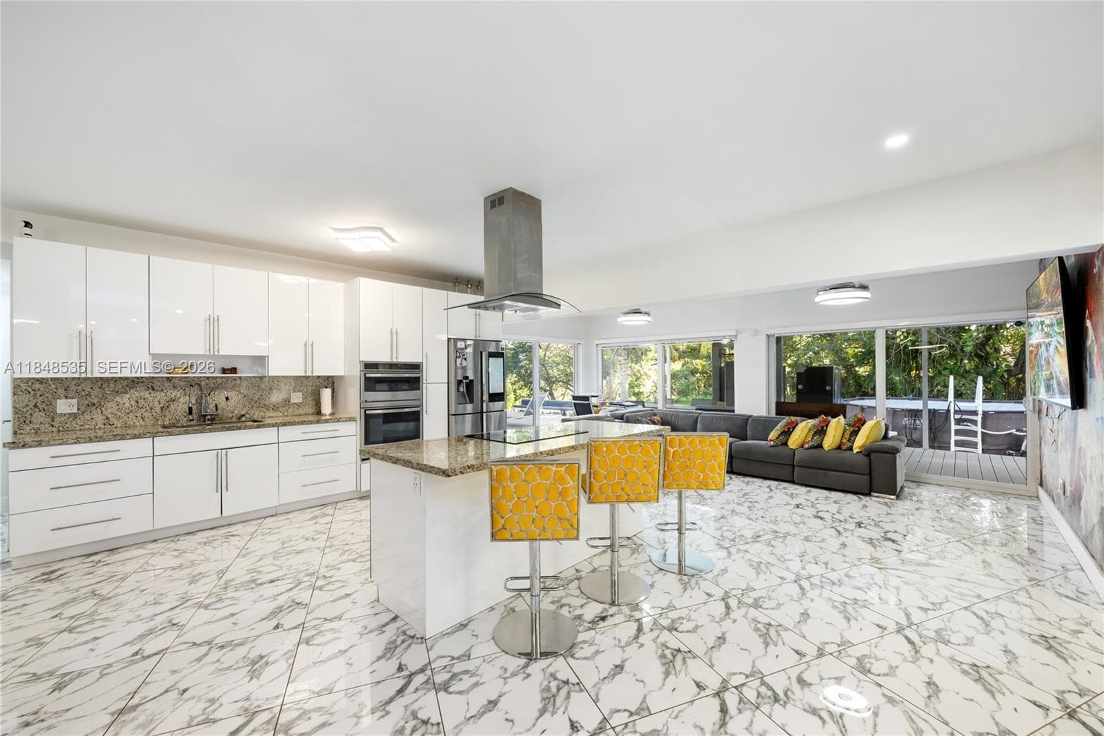 12599 NE 2nd Ave, North Miami, FL 33161 — zdjęcie 2