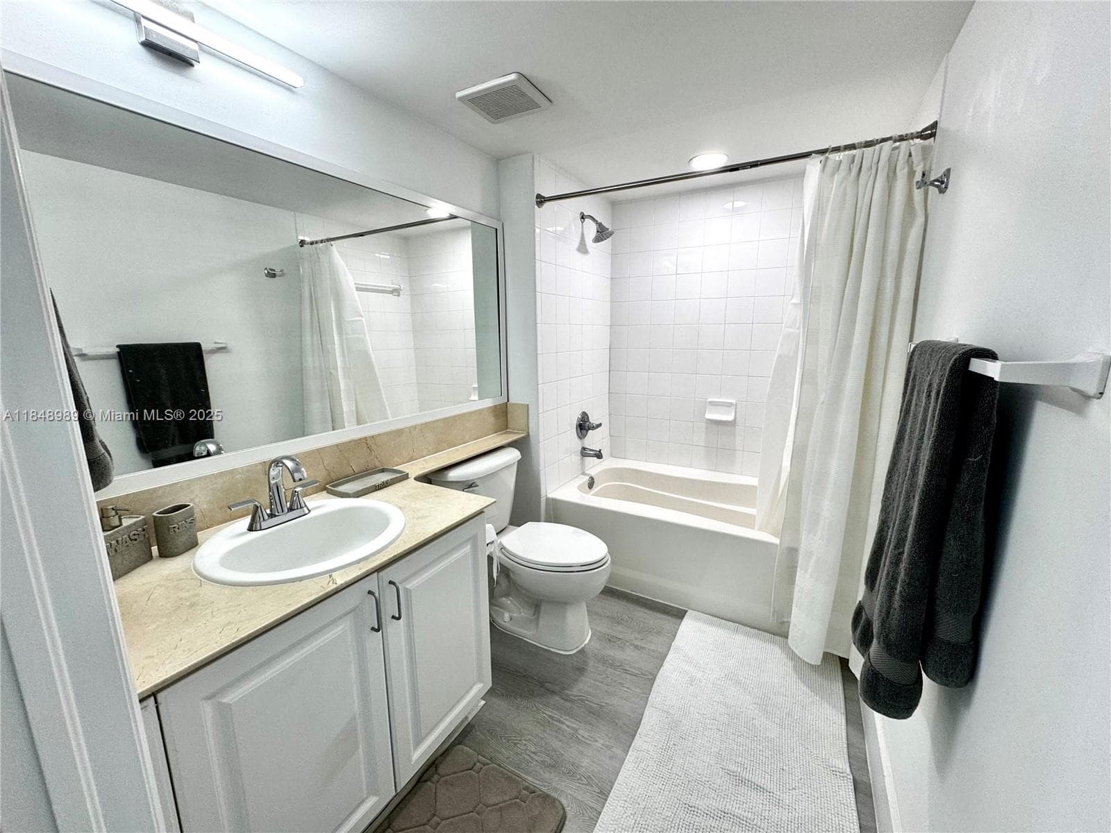 1155 Brickell Bay Dr # 906, Miami, FL 33131 — zdjęcie 5
