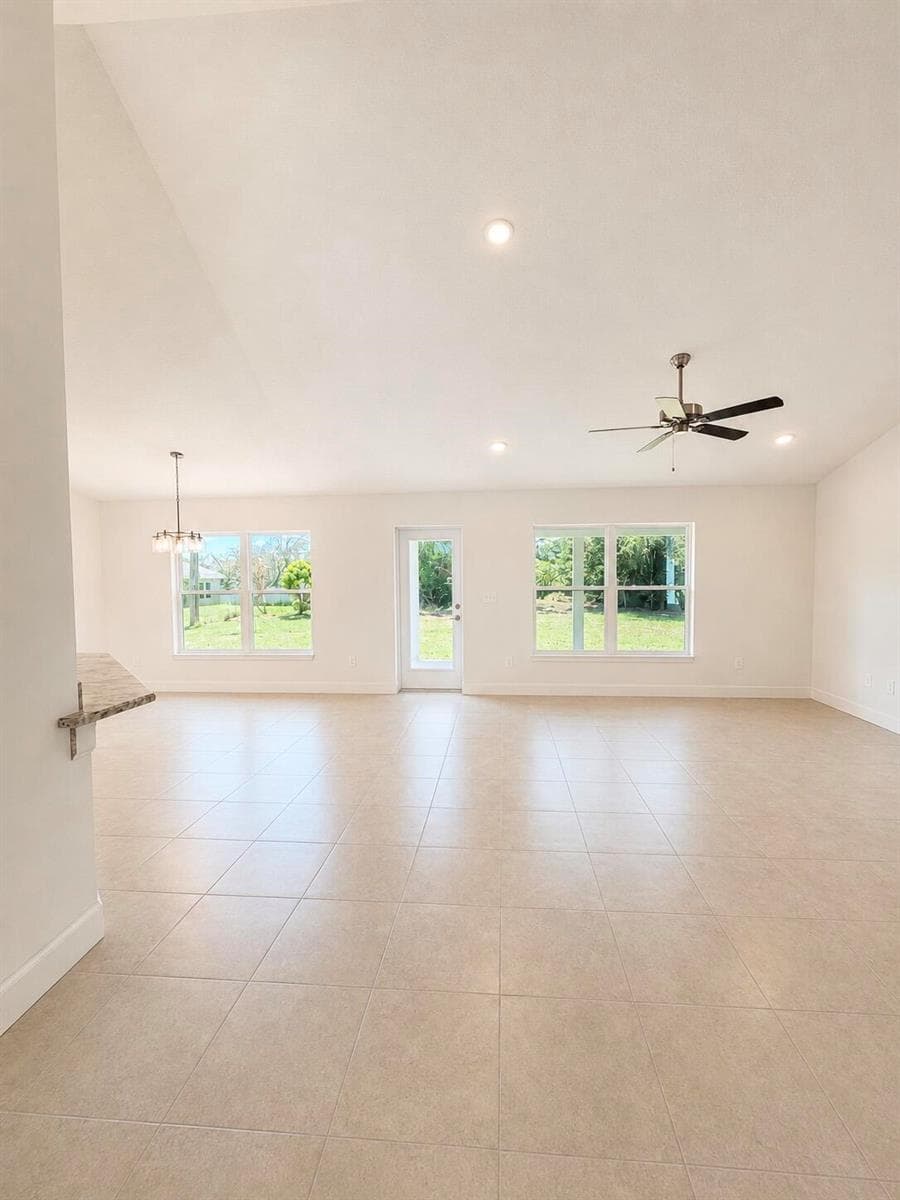 3009 SW Savona Boulevard, Port St. Lucie, FL 34953 — zdjęcie 2