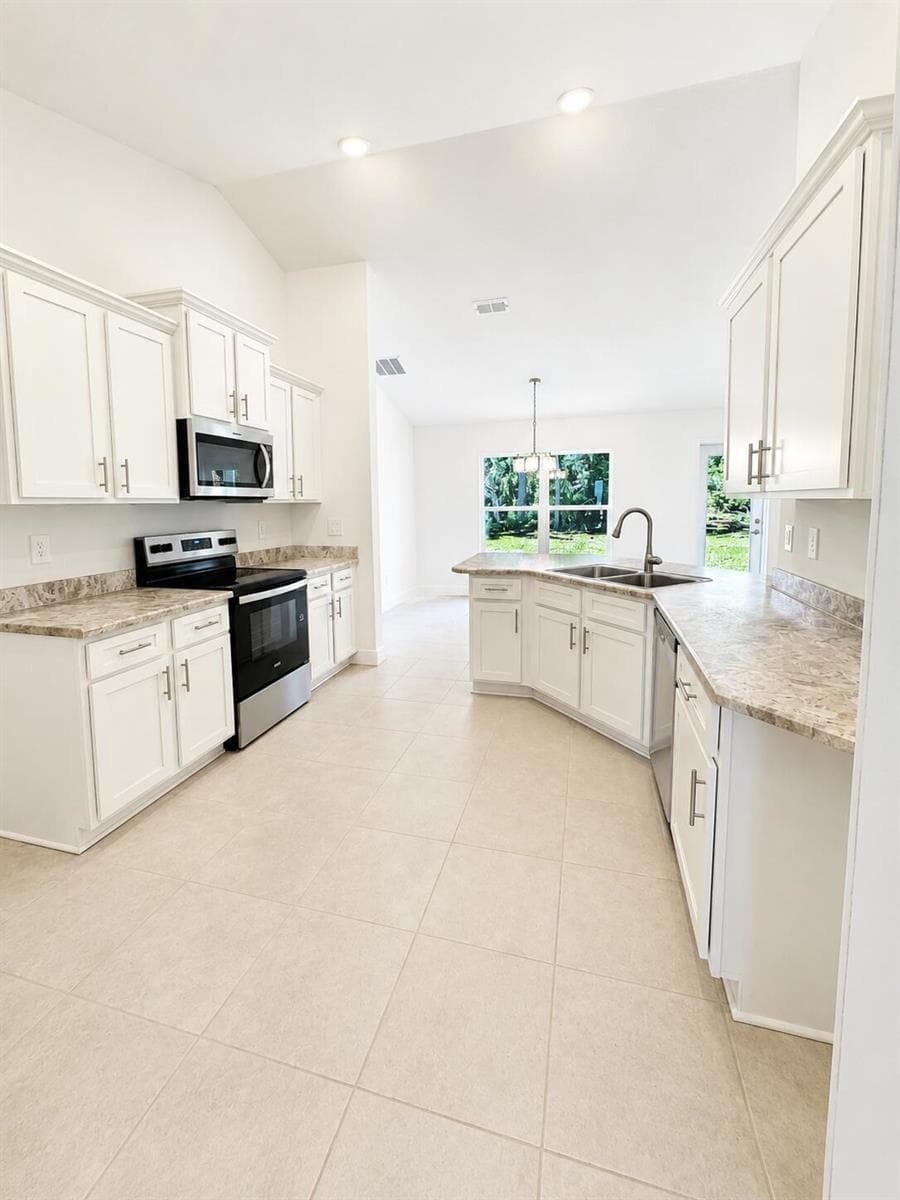 3009 SW Savona Boulevard, Port St. Lucie, FL 34953 — zdjęcie 3