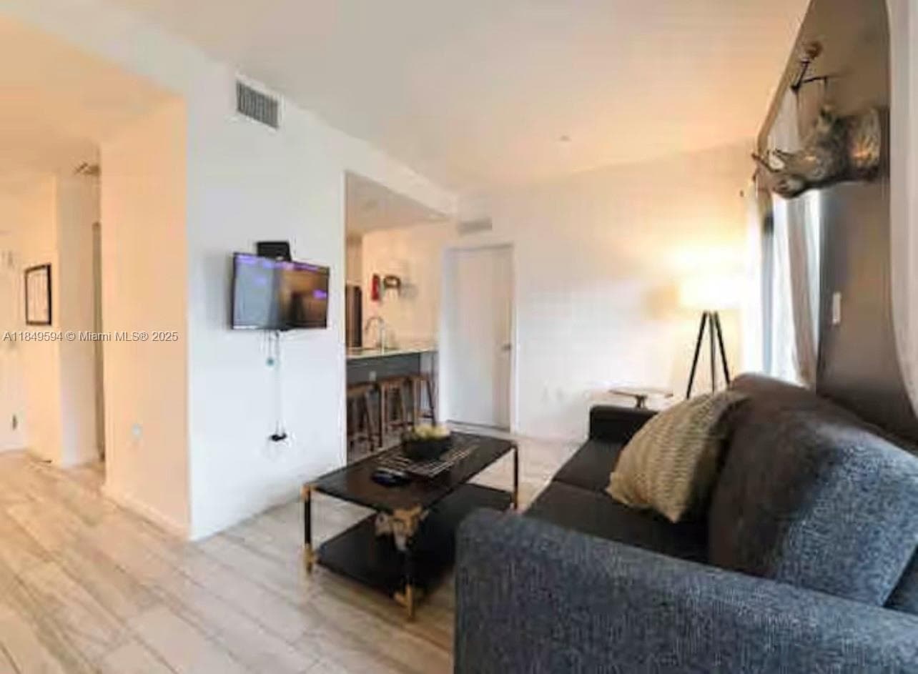 481 NE 29th St # 705, Miami, FL 33137 — zdjęcie 2