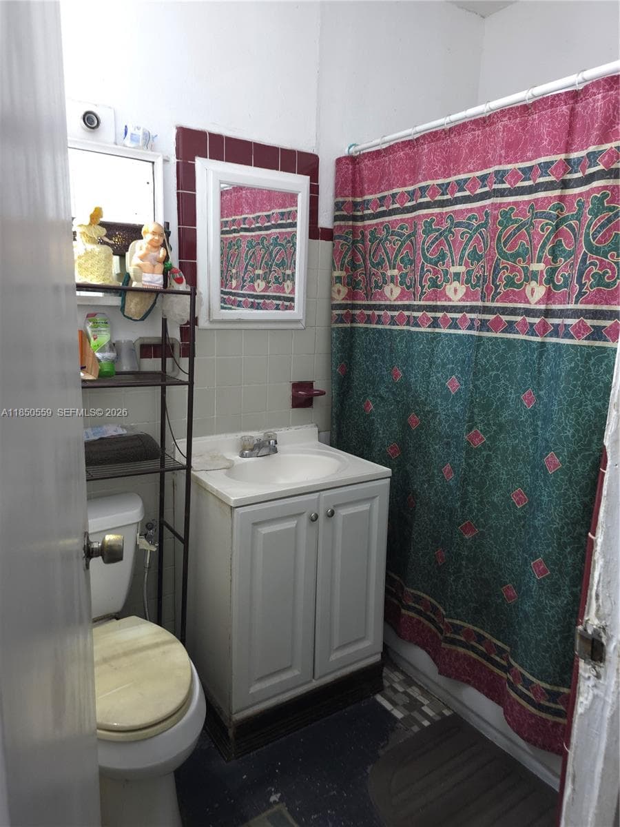 163 NW 18th Ct, Miami, FL 33125 — zdjęcie 3