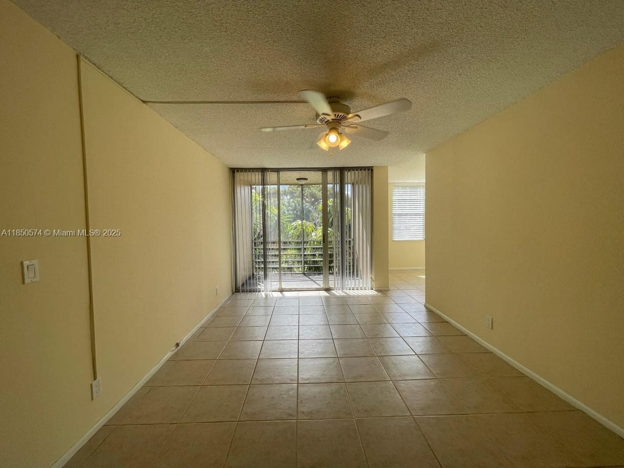 9431 Live Oak Pl # 203, Davie, FL 33324 — zdjęcie 2