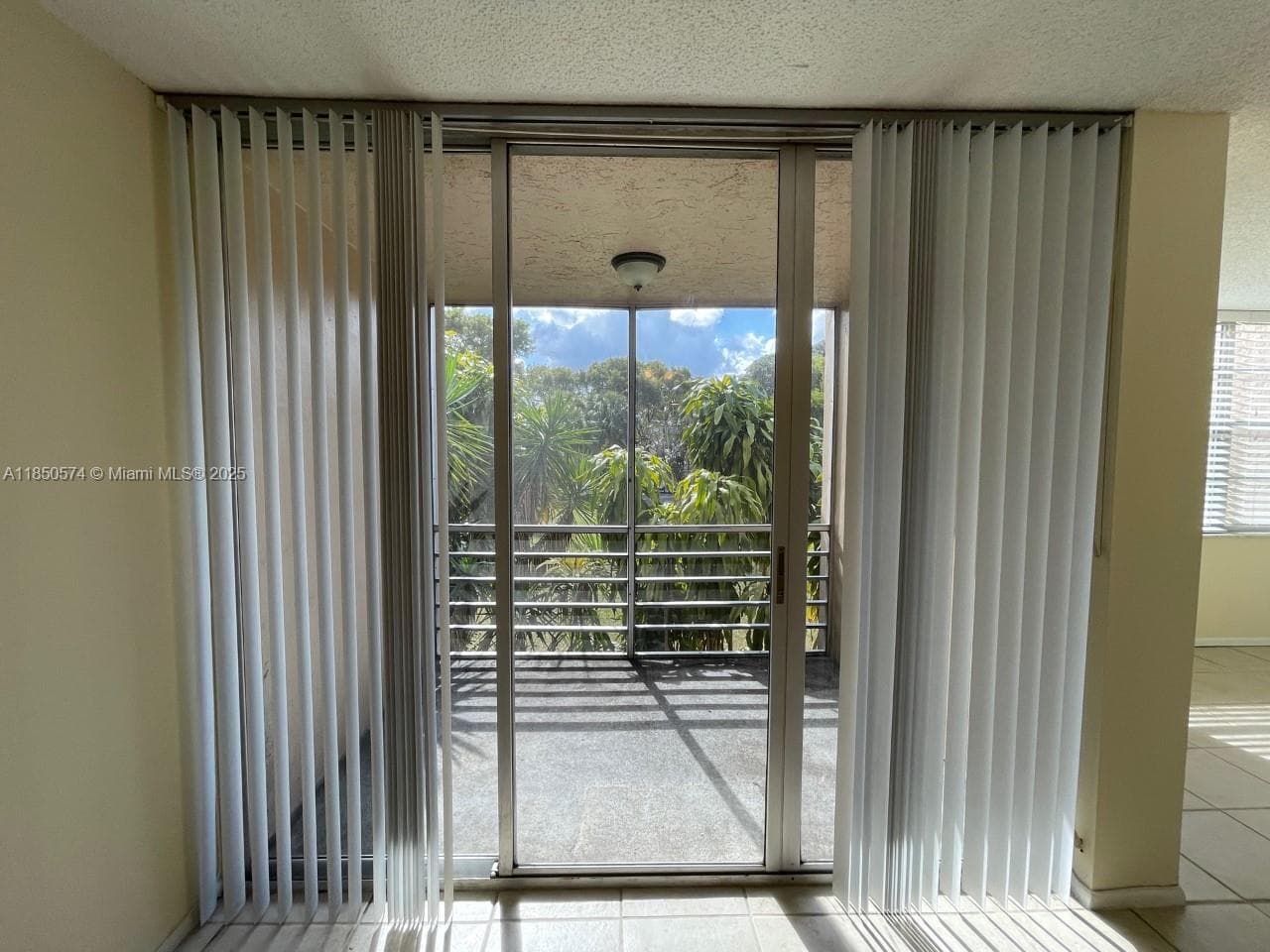 9431 Live Oak Pl # 203, Davie, FL 33324 — zdjęcie 3