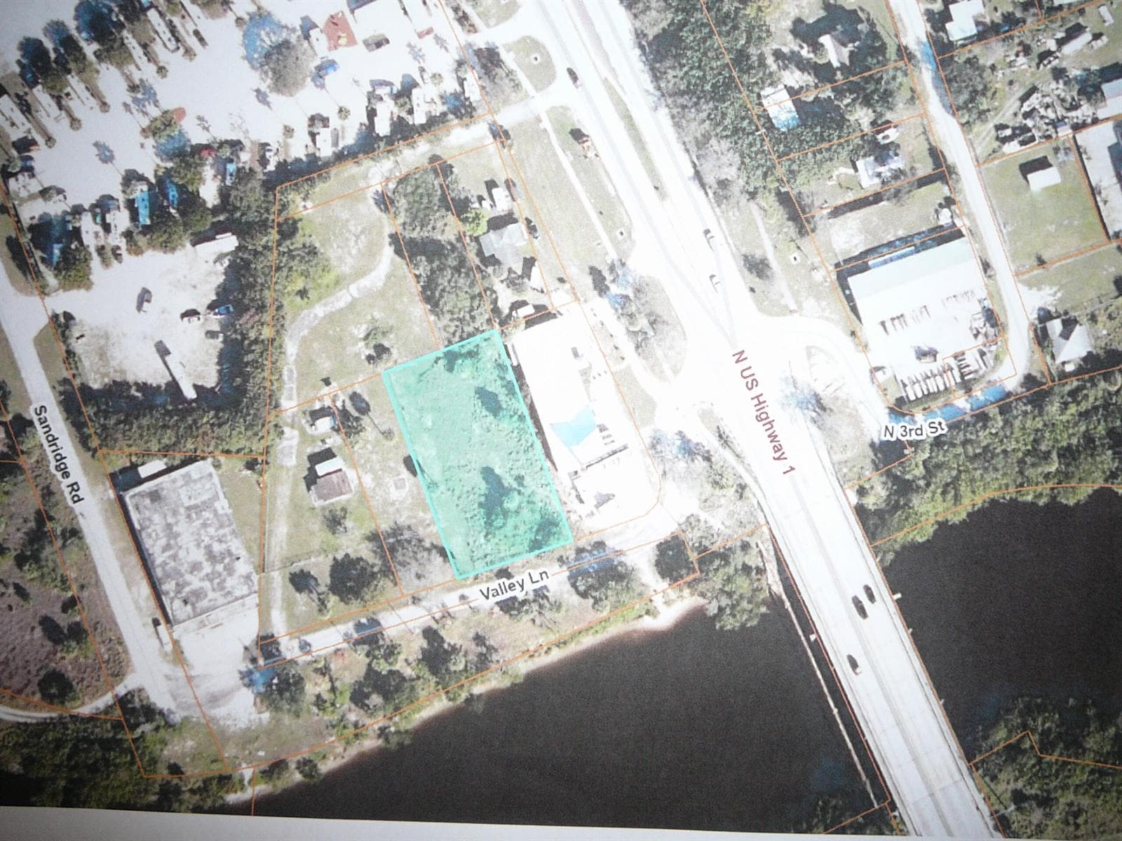 904 Valley Lane, Fort Pierce, FL 34946