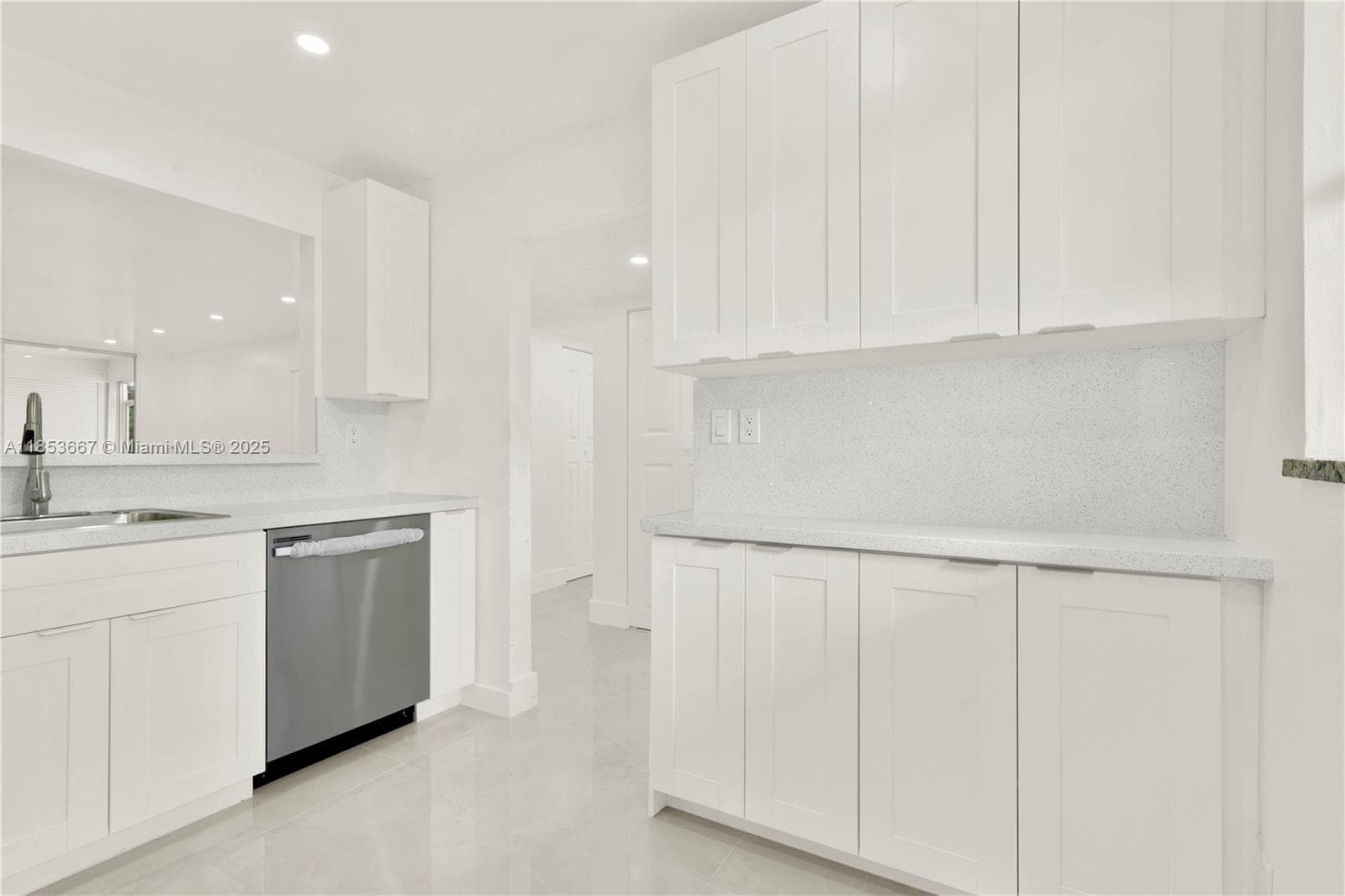 8320 Sands Point Blvd # M107, Tamarac, FL 33321 — zdjęcie 3