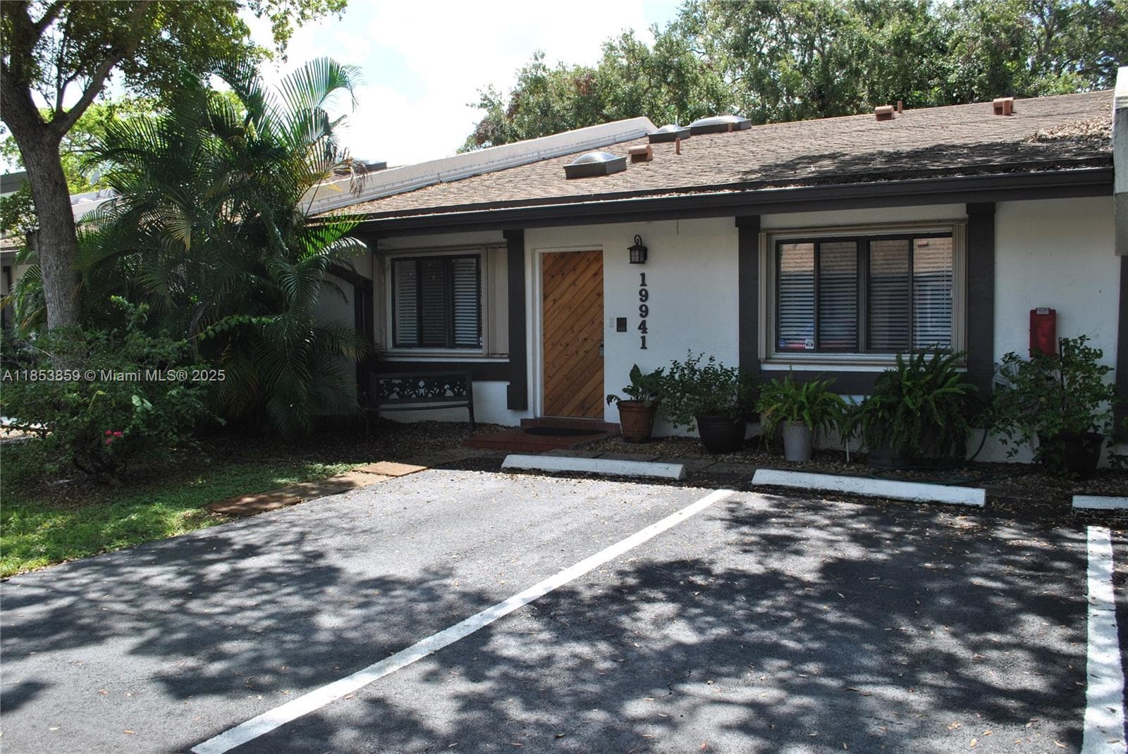 19941 NE 5th Ct # 3M, Miami, FL 33179 — zdjęcie 2