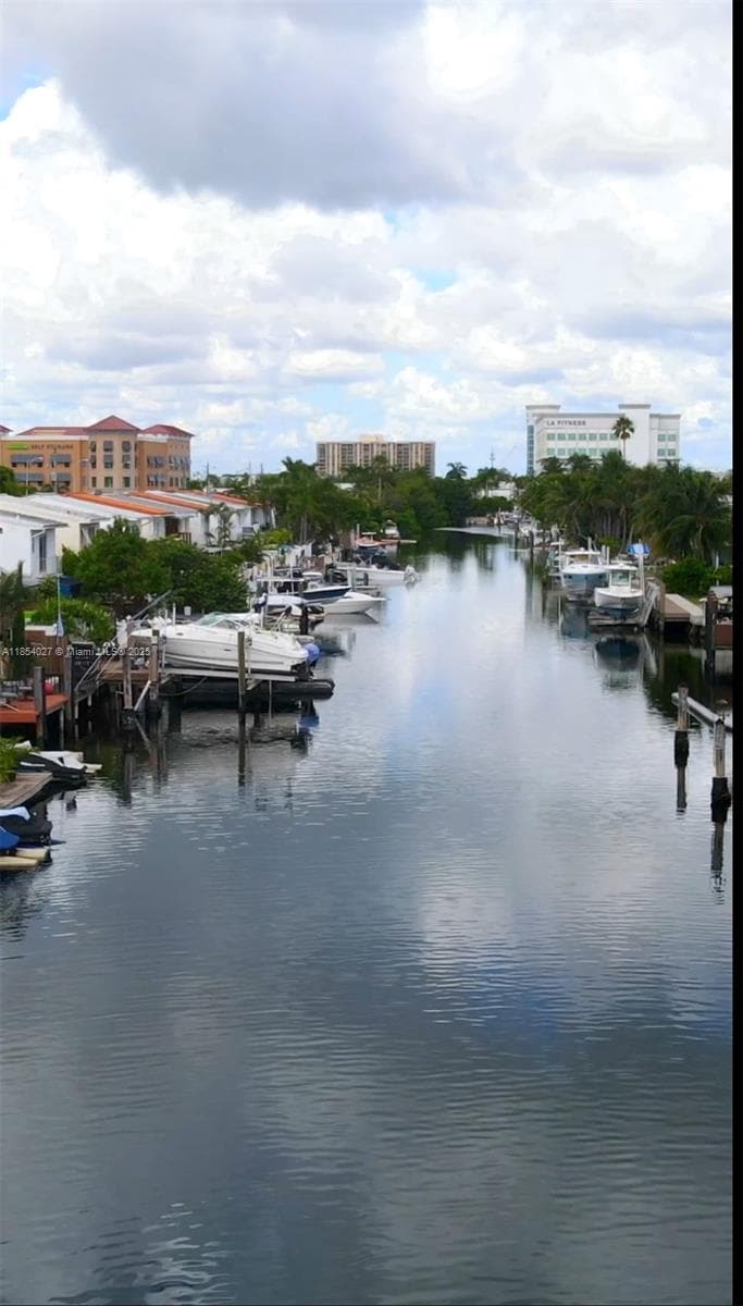 2035 NE 123rd St, North Miami, FL 33181 — zdjęcie 2