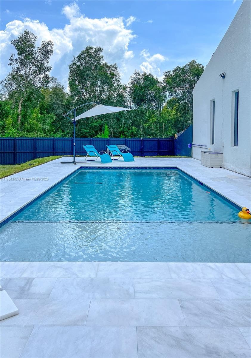 395 Pace Avenue, Lehigh Acres, FL 33974 — zdjęcie 3