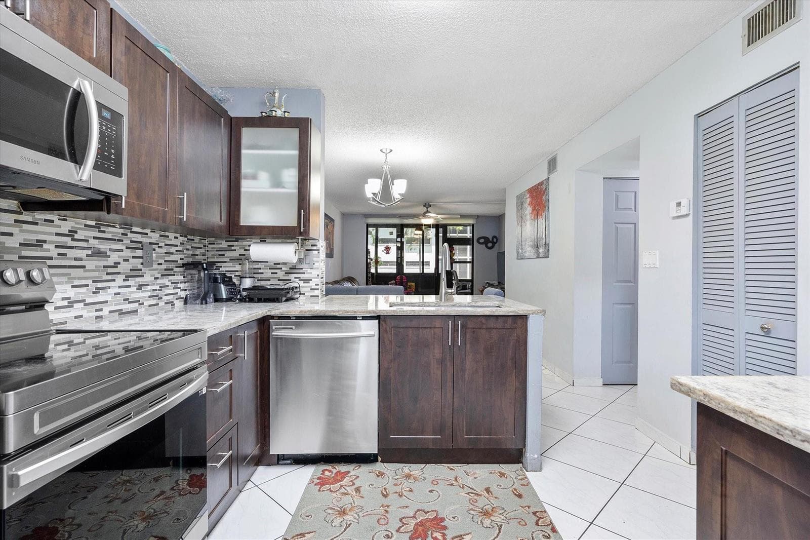 7547 NW 79th Avenue # 111, Tamarac, FL 33321 — zdjęcie 4