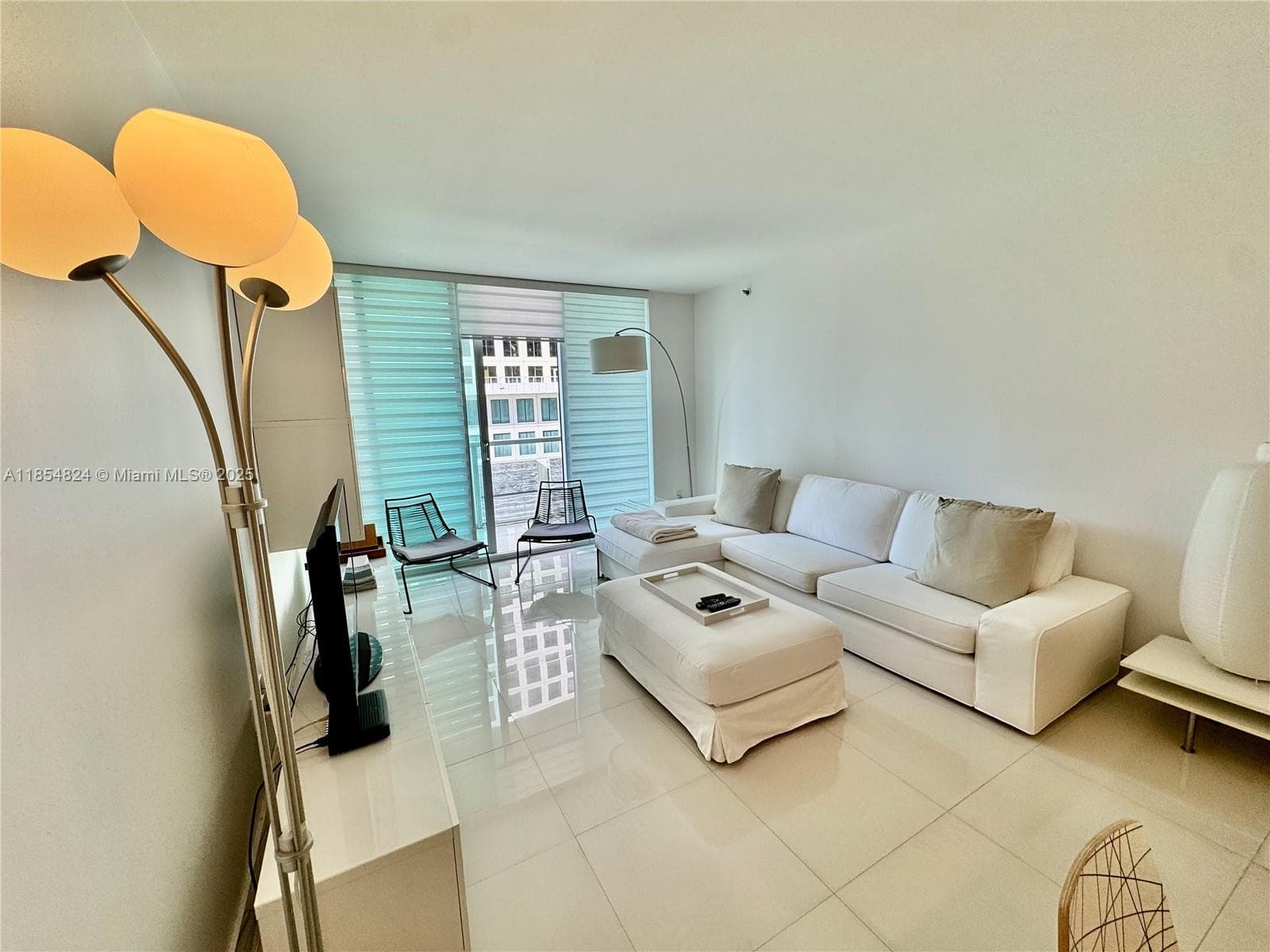 500 Brickell Ave # 1204, Miami, FL 33131 — zdjęcie 3