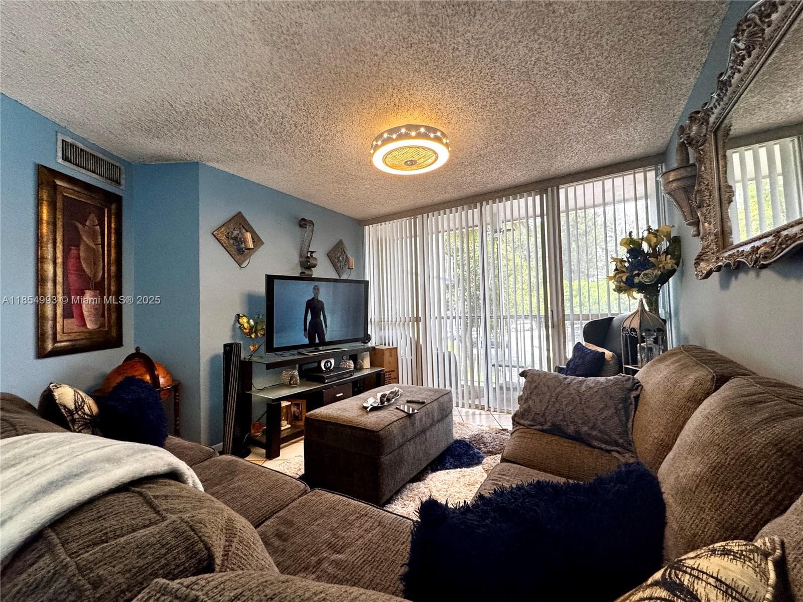 7165 NW 186th St # A211, Hialeah, FL 33015 — zdjęcie 3