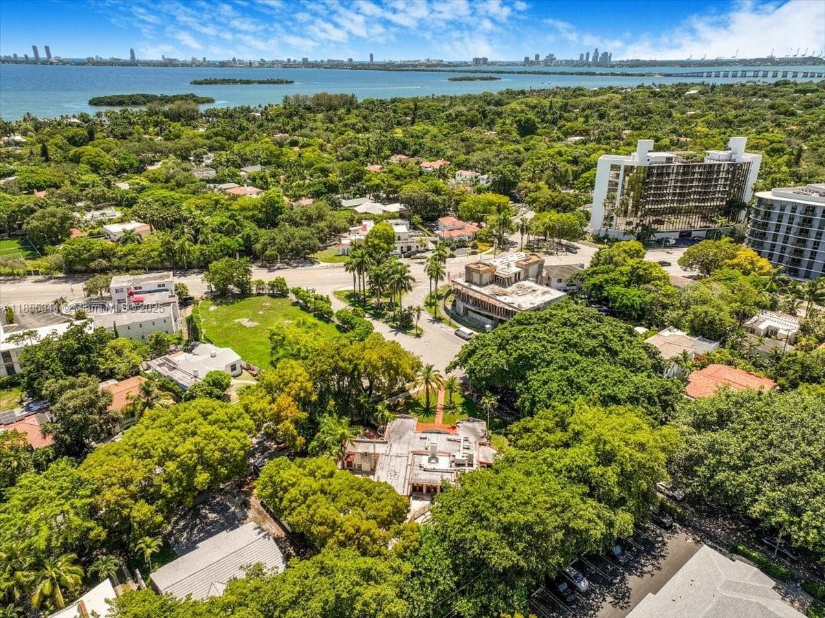 5900 NE 5th Ave, Miami, FL 33137 — zdjęcie 4