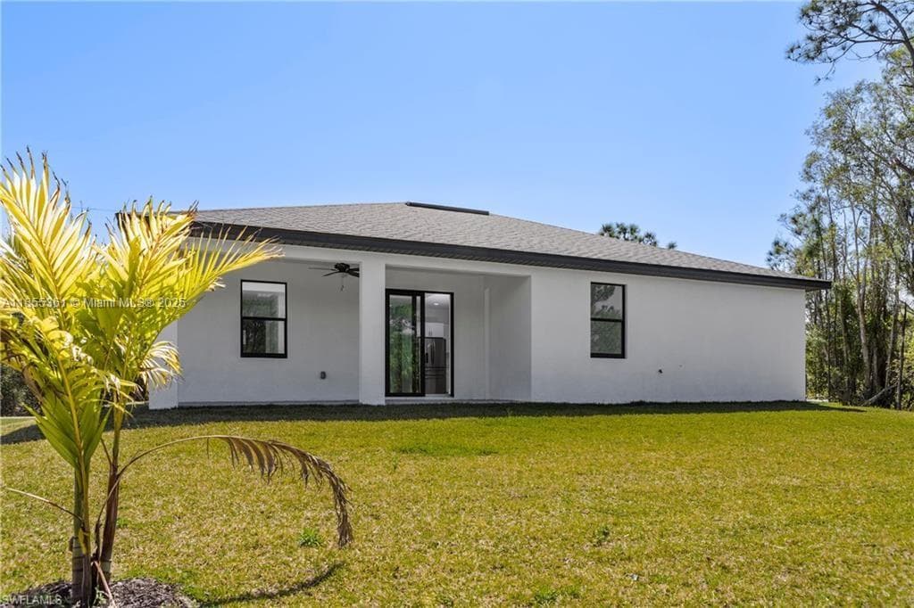 829 Gillian Ave, Lehigh Acres, FL 33974 — zdjęcie 2