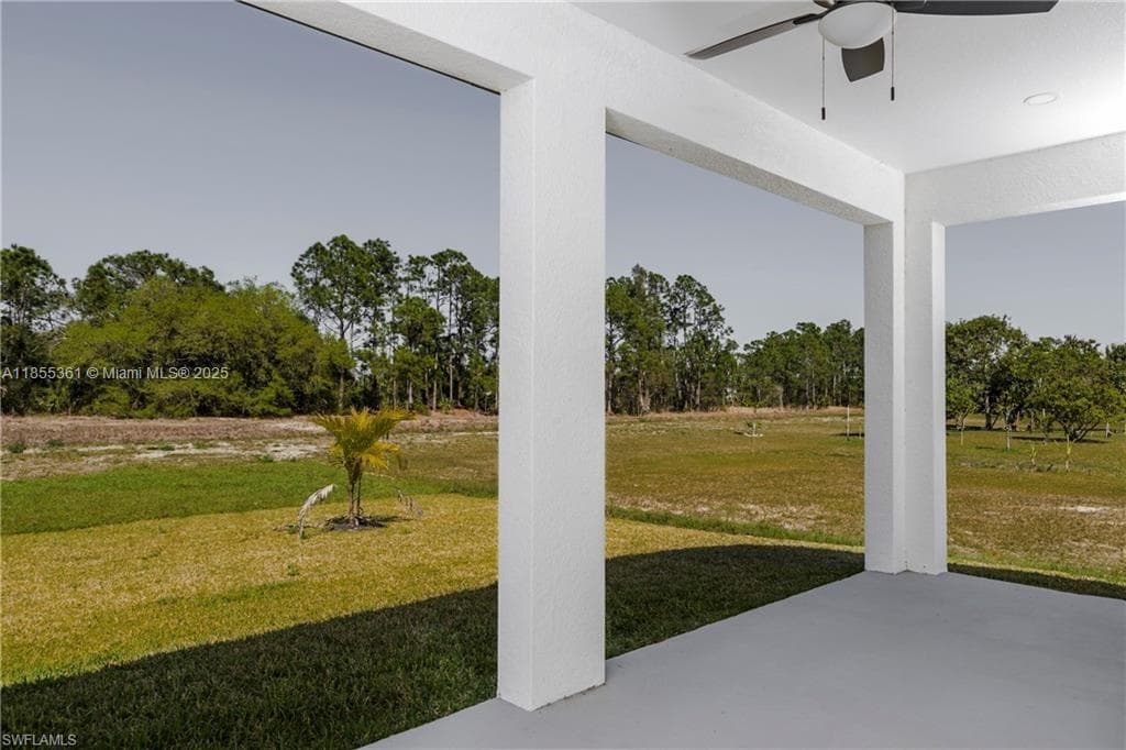 829 Gillian Ave, Lehigh Acres, FL 33974 — zdjęcie 4